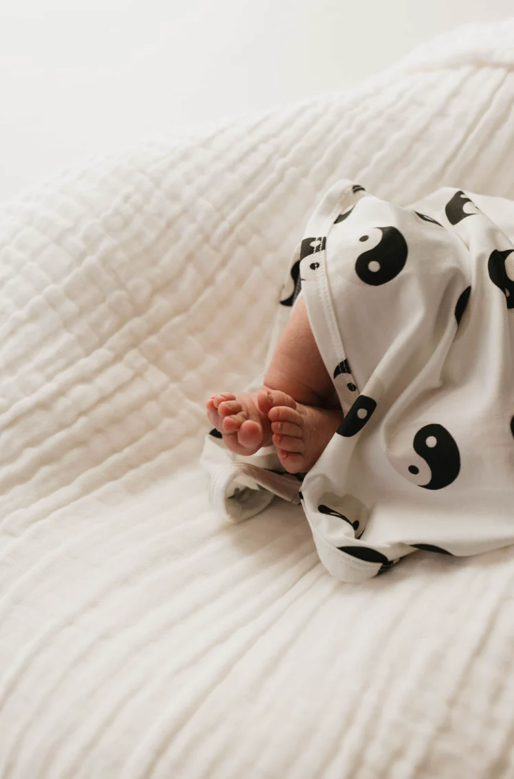 Bamboo Swaddle | Black & White Yin Yang - Image 2