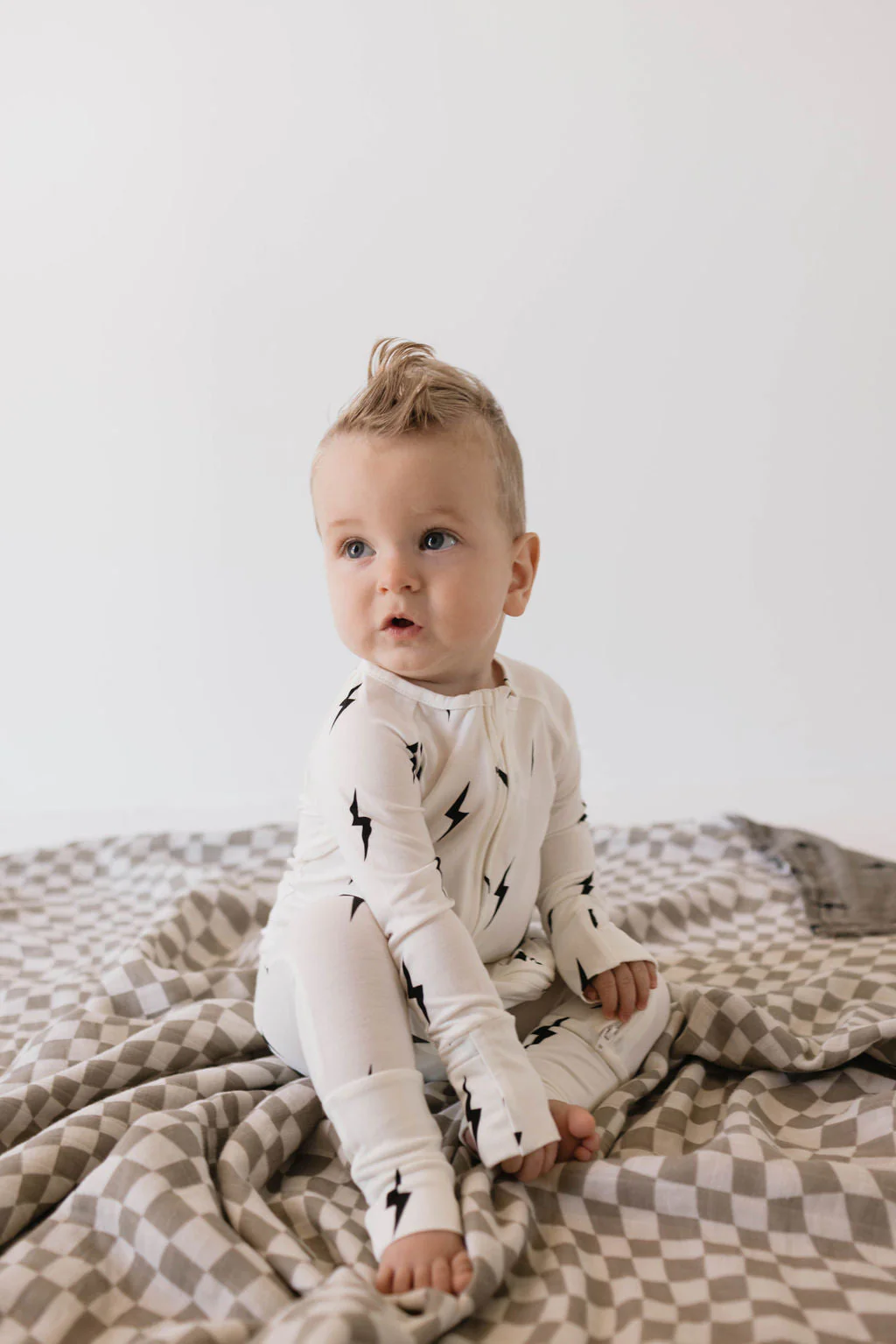 Bamboo Zip Pajamas | White & Black Lightning Bolt - Image 13