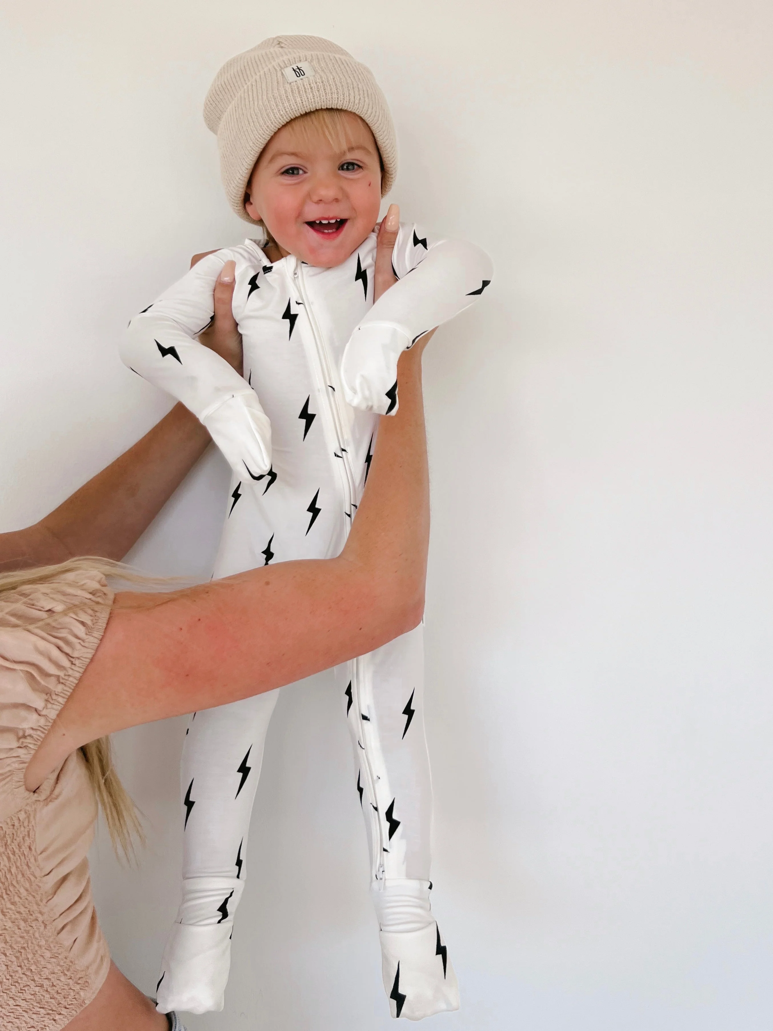 Bamboo Zip Pajamas | White & Black Lightning Bolt - Image 4