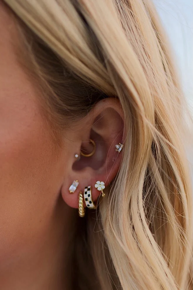 Black & White Checkered Hoops - Image 3