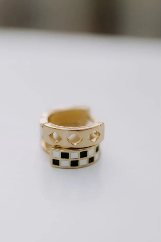 Black & White Checkered Hoops - Image 6