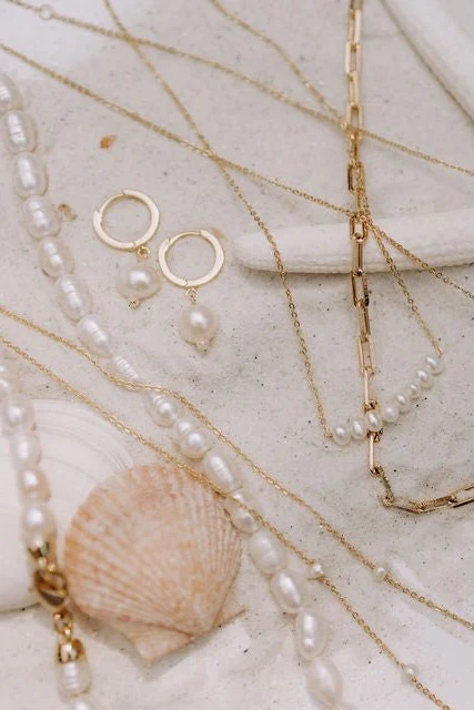 Bondi Pearl Earrings - Image 5