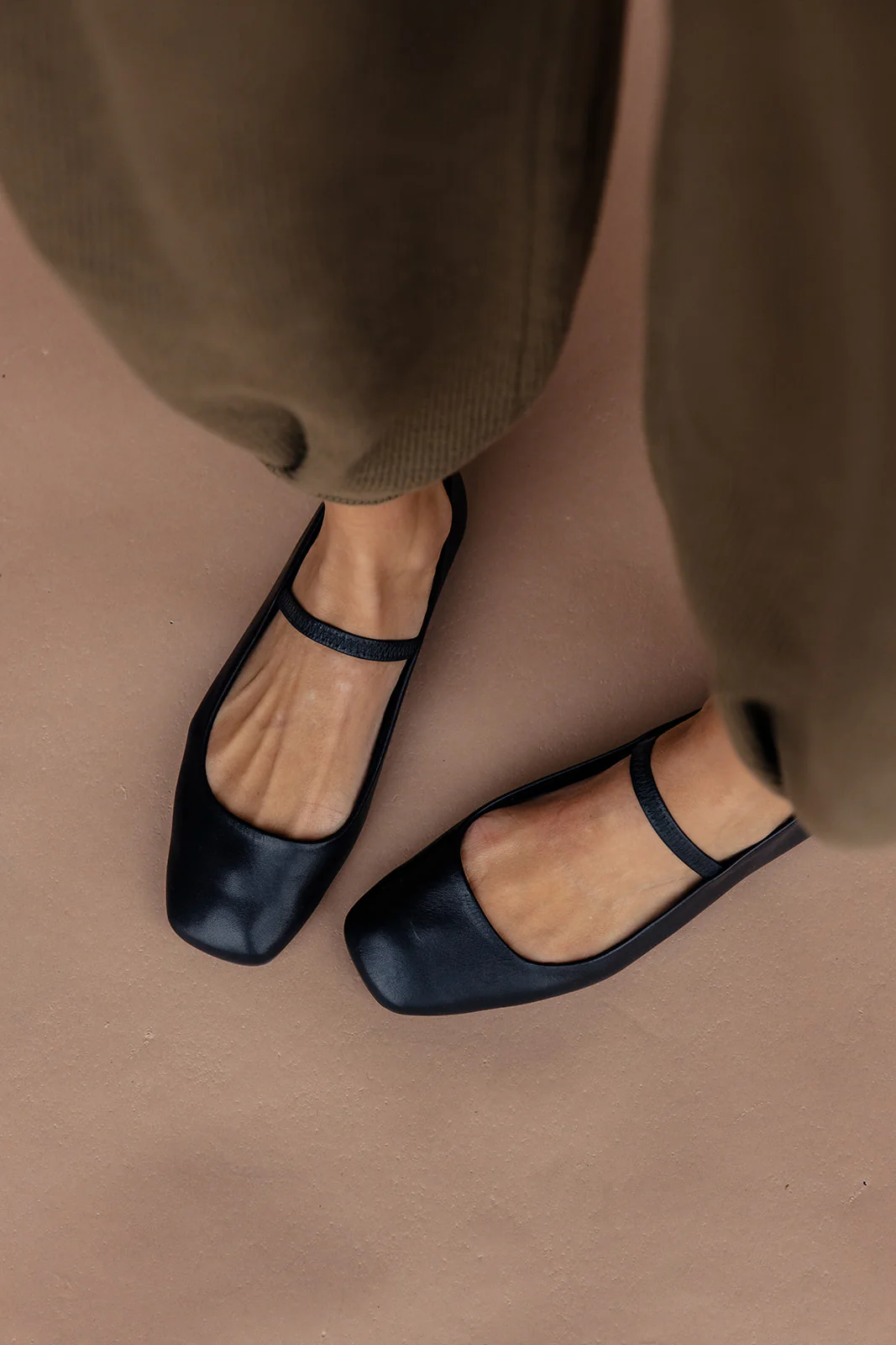 Brisela Ballet Flats - Image 22