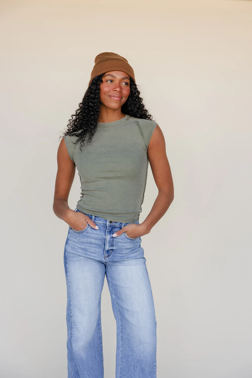 Canyon Wash Wide Leg Jeans - Image 3
