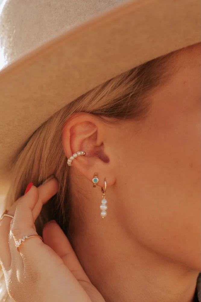 Catalina Pearl Earrings - Image 3