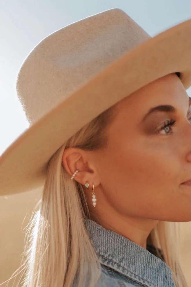 Catalina Pearl Earrings - Image 4