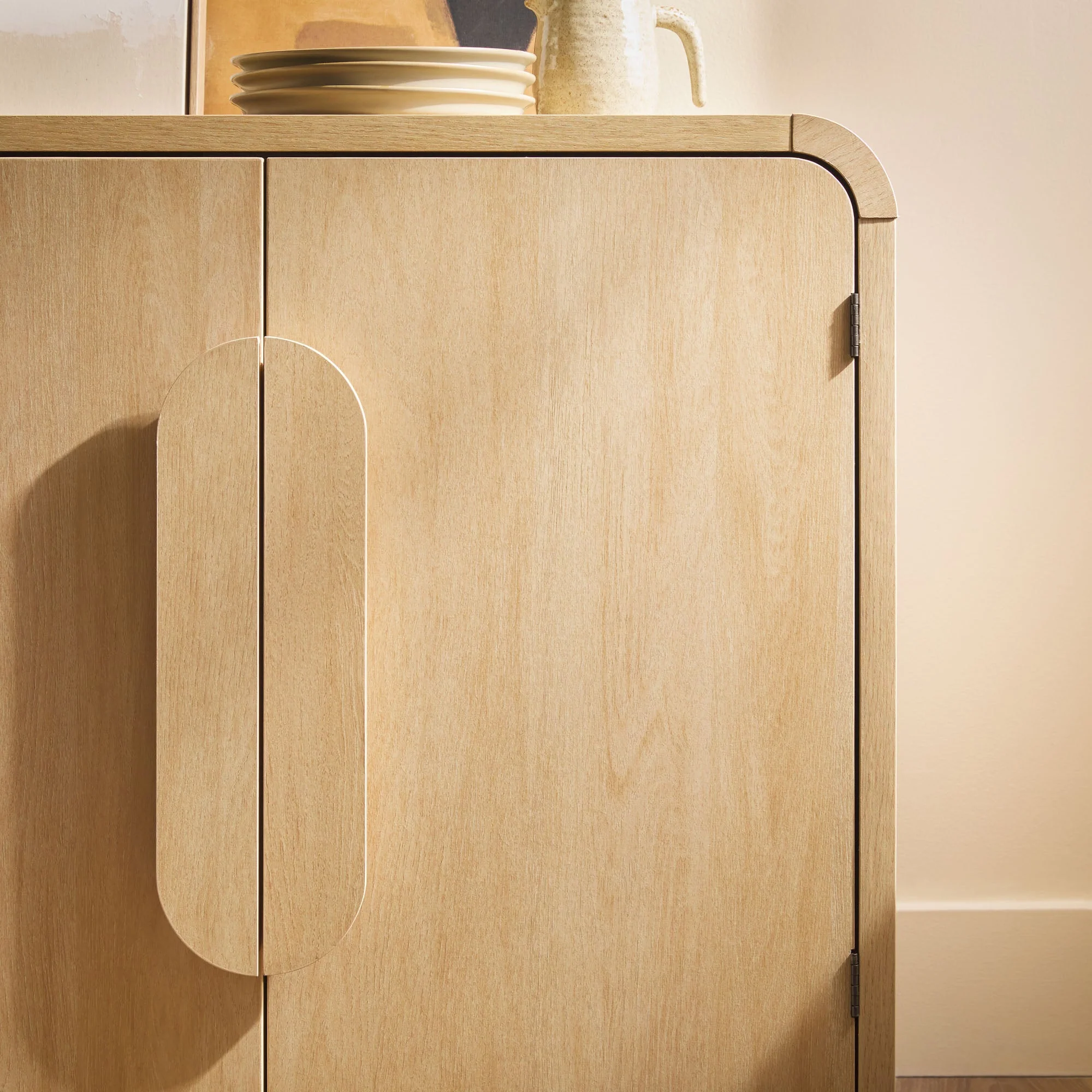 Chantelle 64" Modern Curved Buffet Sideboard & TV Stand - Image 3