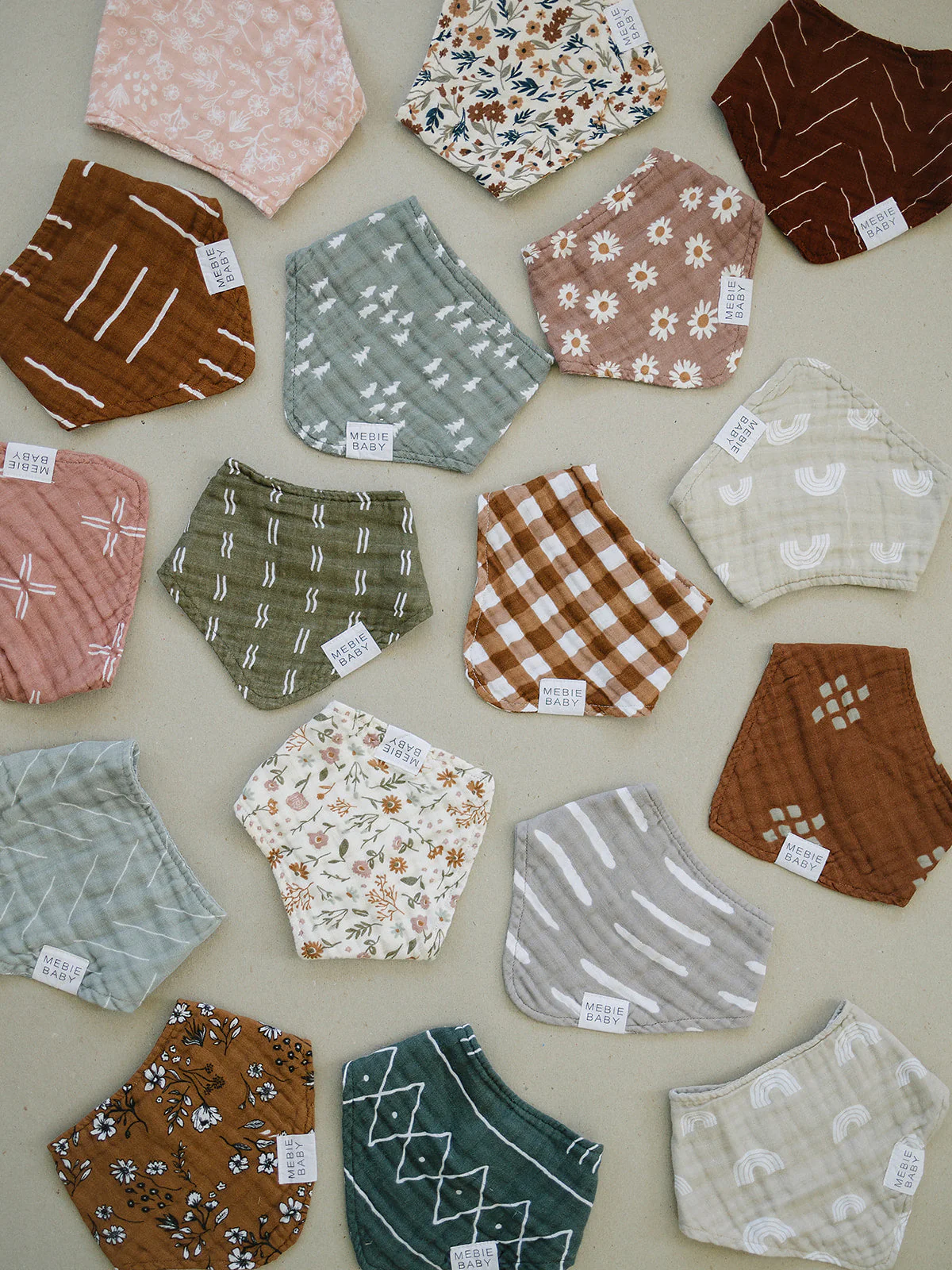 Chestnut Textiles Muslin Bib - Image 4