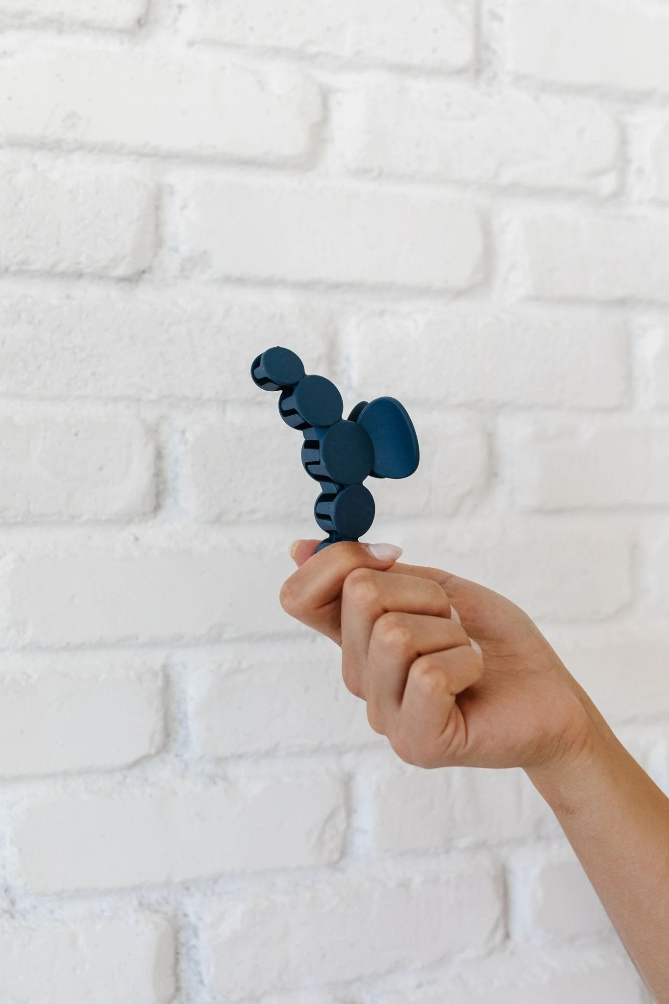 Circles Claw Clip - Image 16