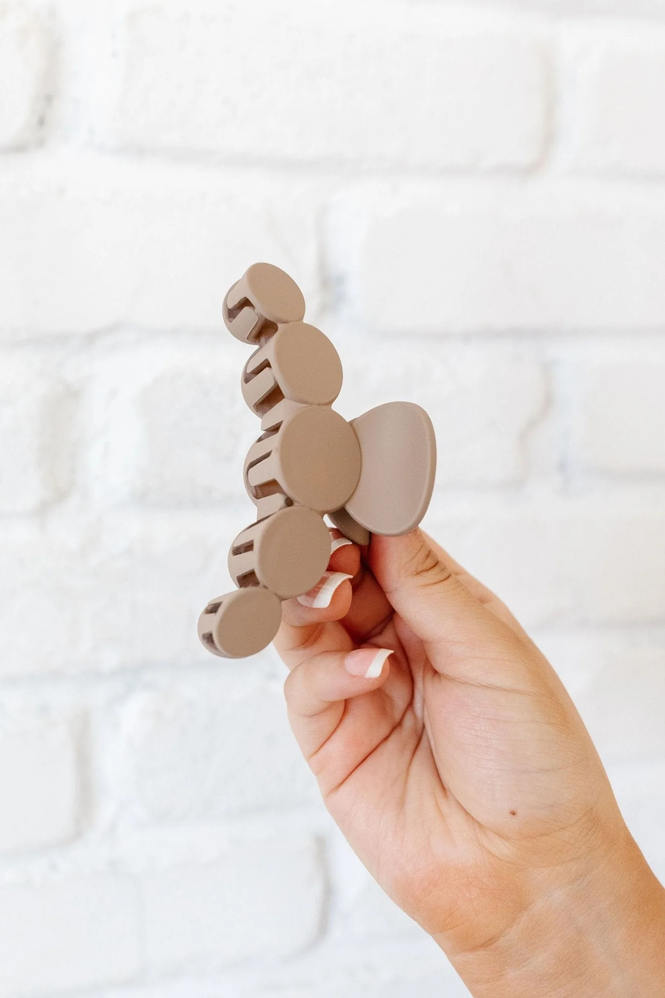 Circles Claw Clip - Image 18