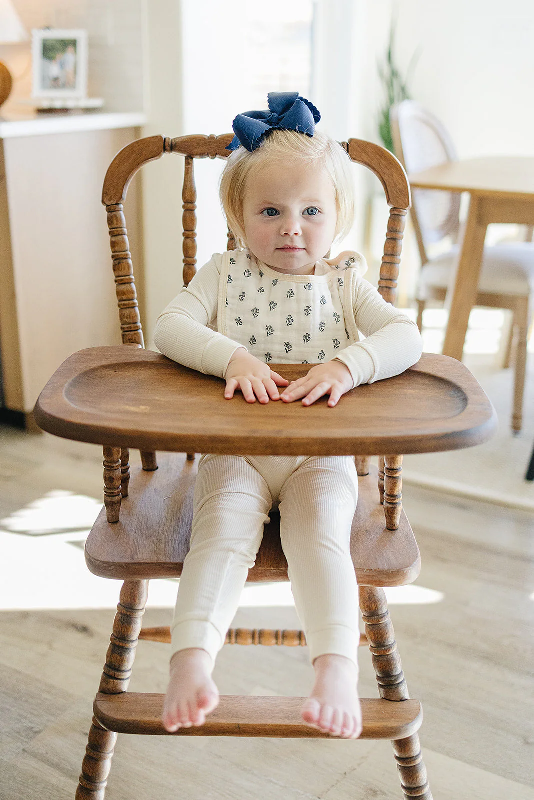 Cream Berry Classic Muslin Bib - Image 5