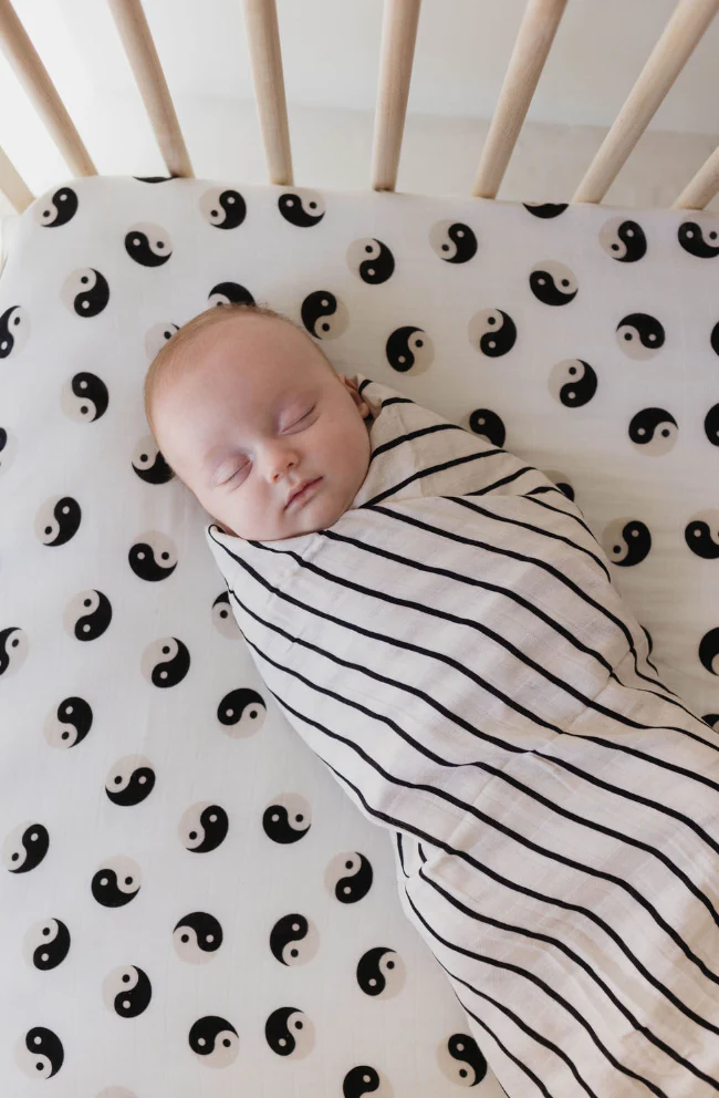 Crib Sheet | Black & White Yin Yang - Image 2