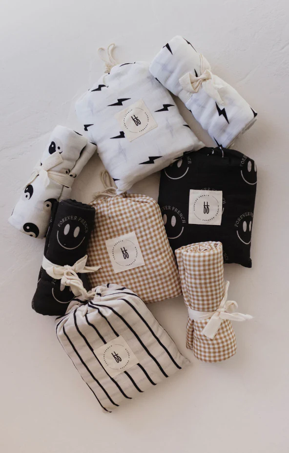 Crib Sheet | Black & White Yin Yang - Image 5