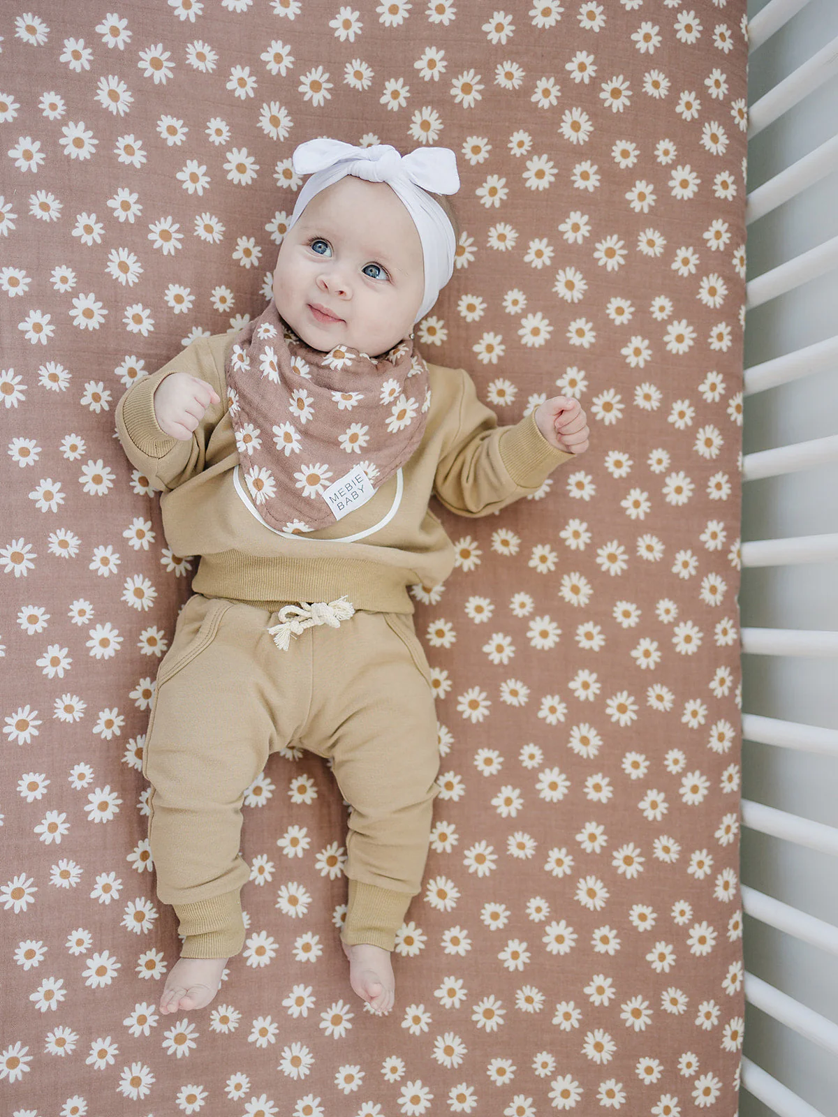 Daisy Dream Muslin Bib - Image 2
