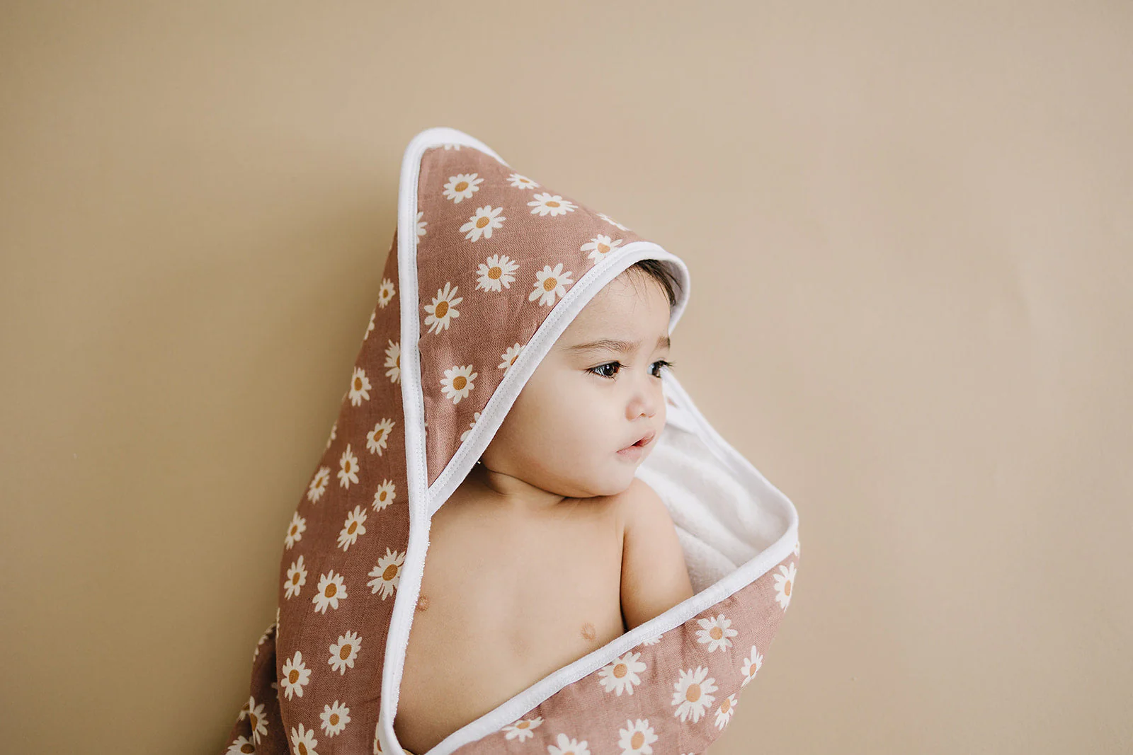 Daisy Dream Muslin Hooded Towel - Image 4