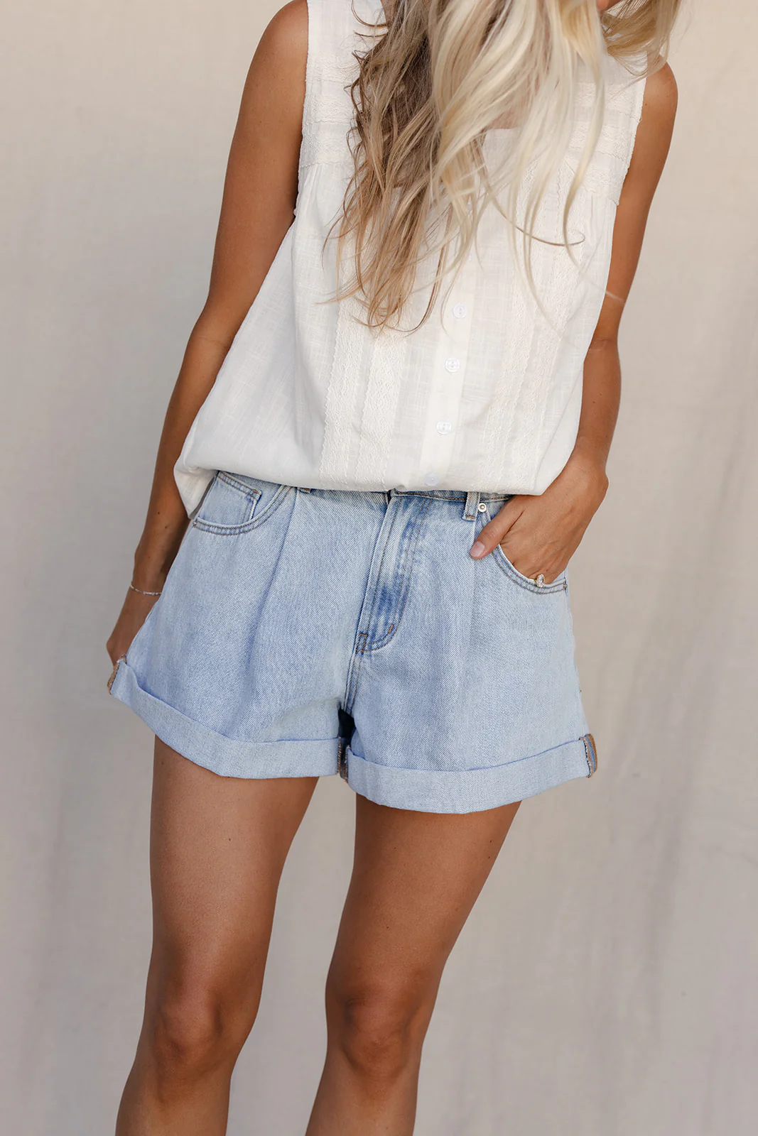 Days on the Beach Rolled Shorts - Image 2