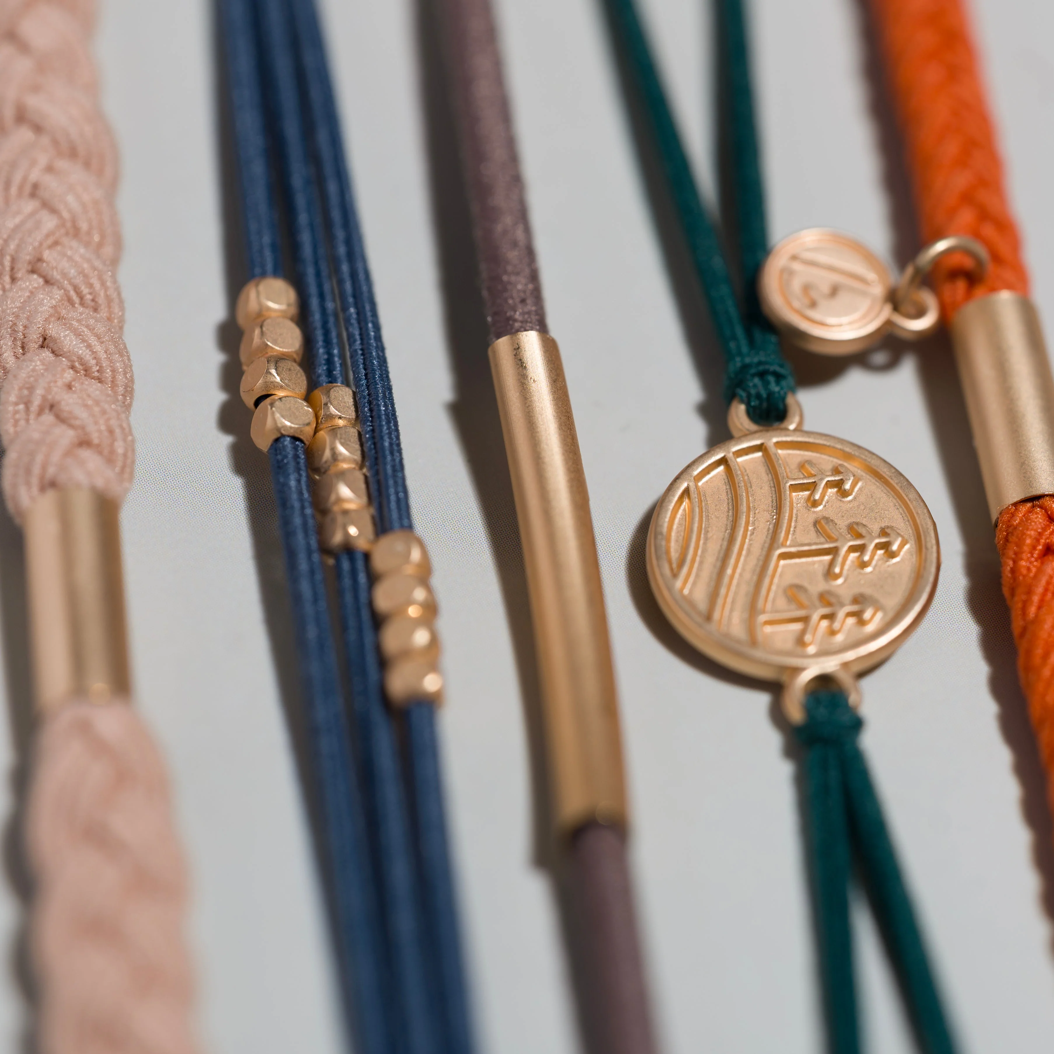 Discover - Hair Tie Bracelet - Image 3