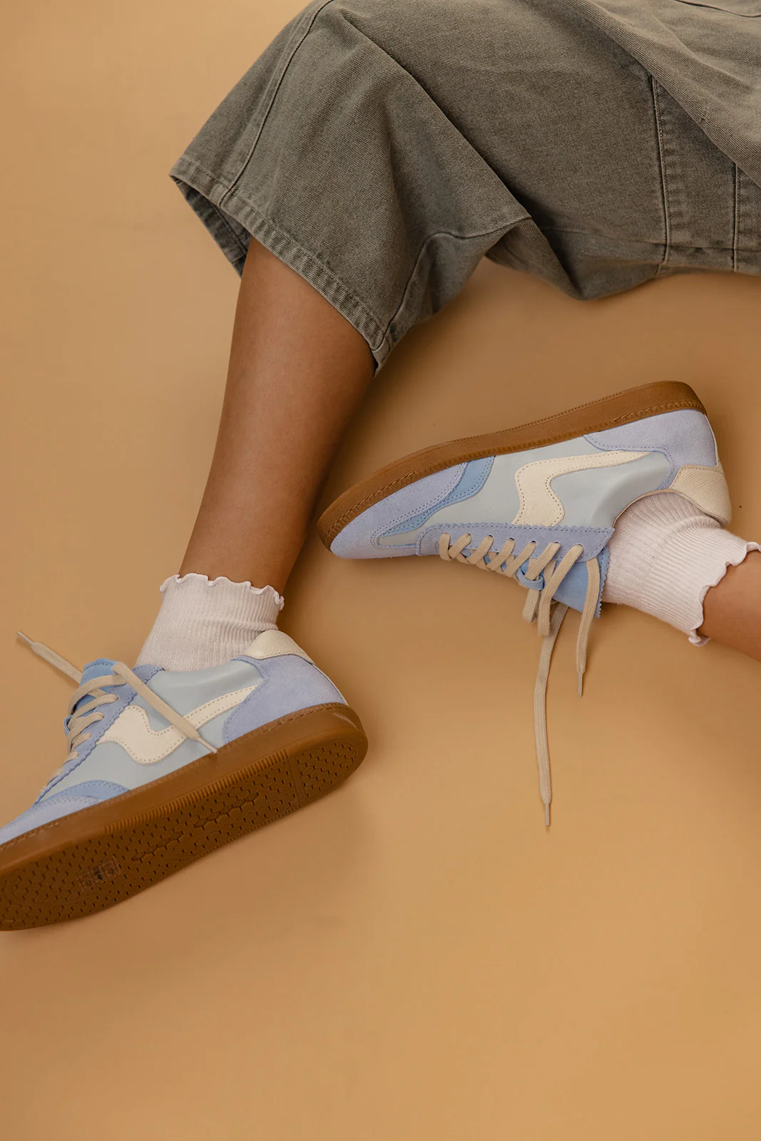 Dolce Vita Notice Sneakers - Image 17