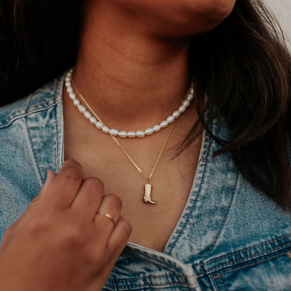 Dolly Boot Necklace - Image 7