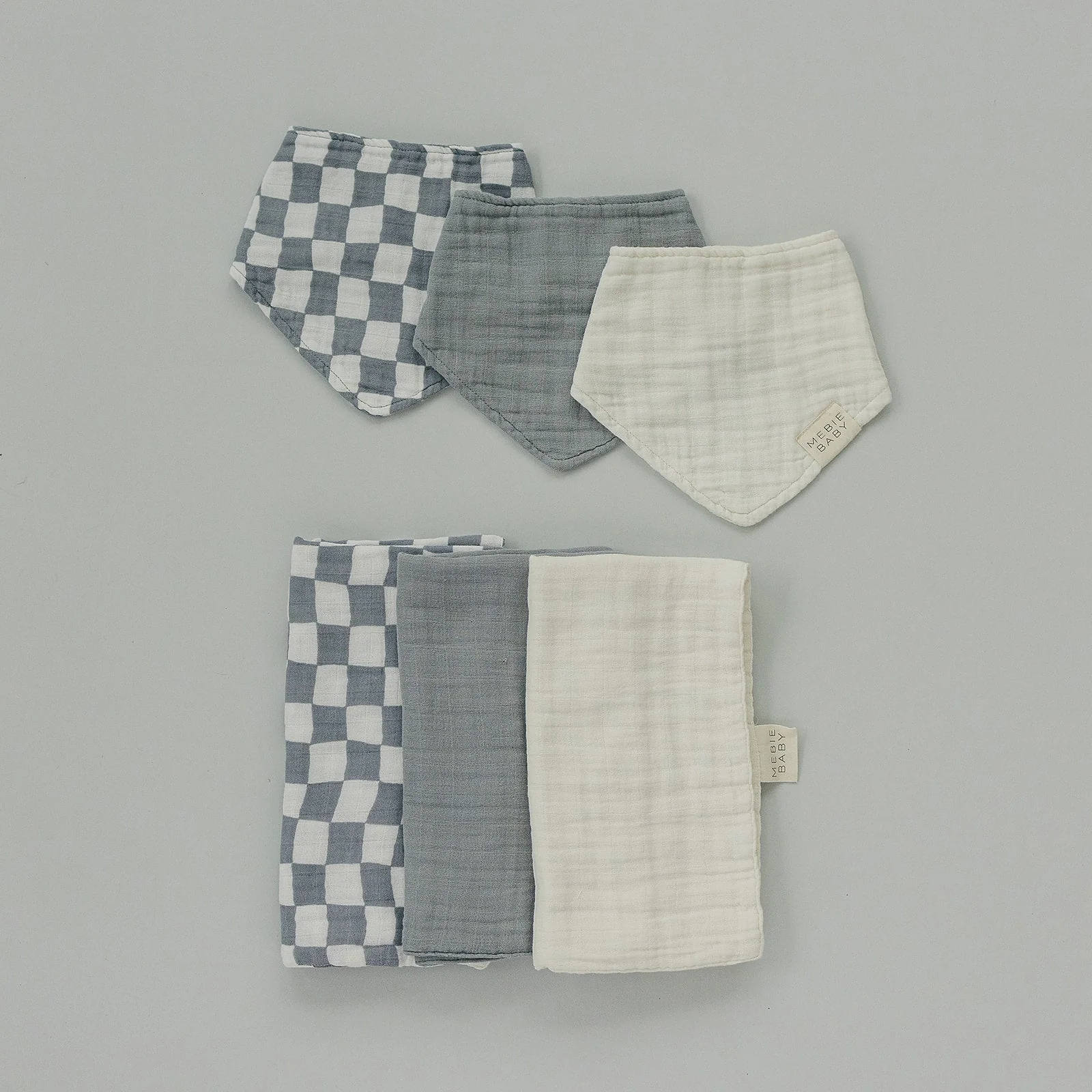 Dusty Blue Muslin Bib - Image 3