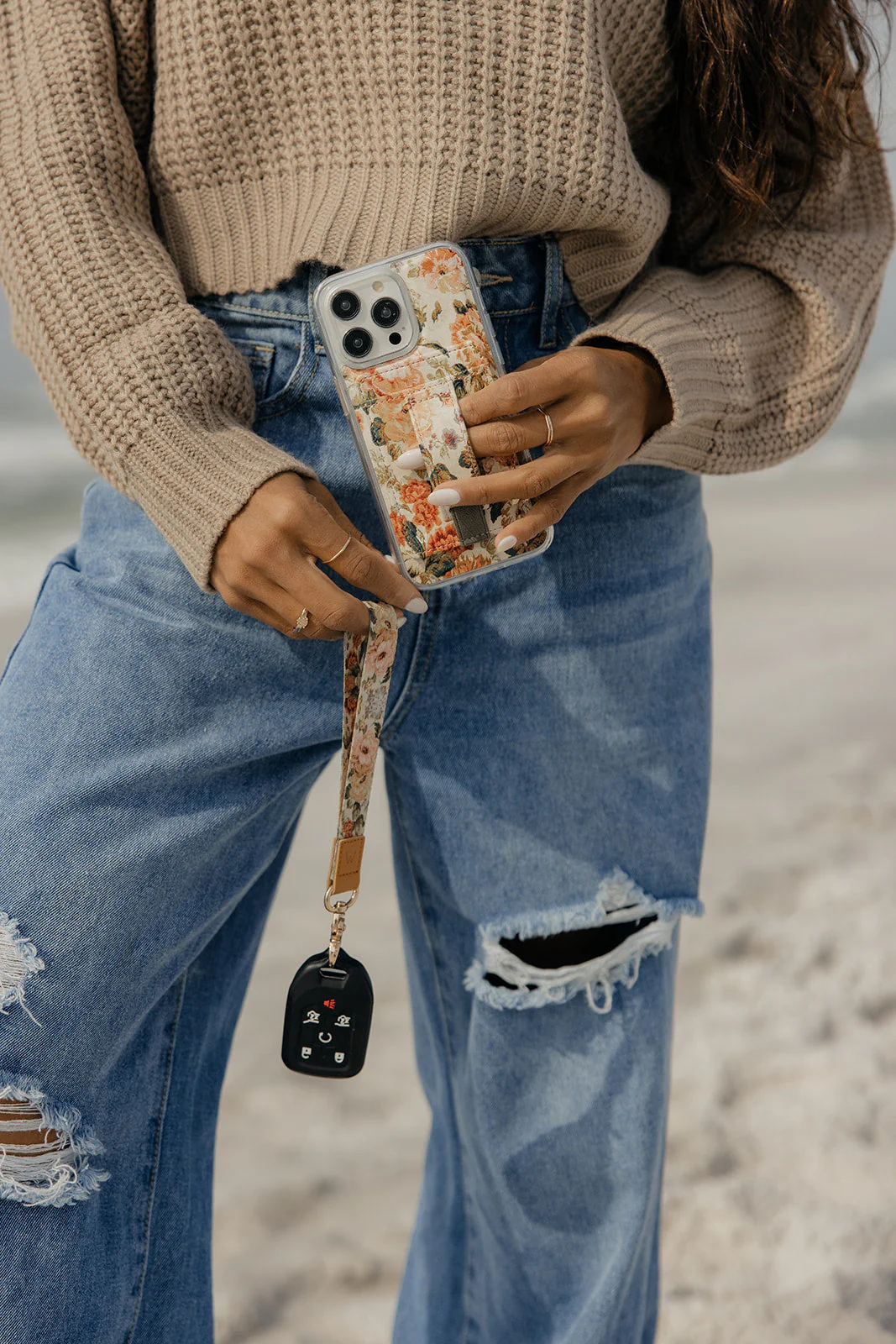 Foyer Floral Wrist Lanyard - Image 4