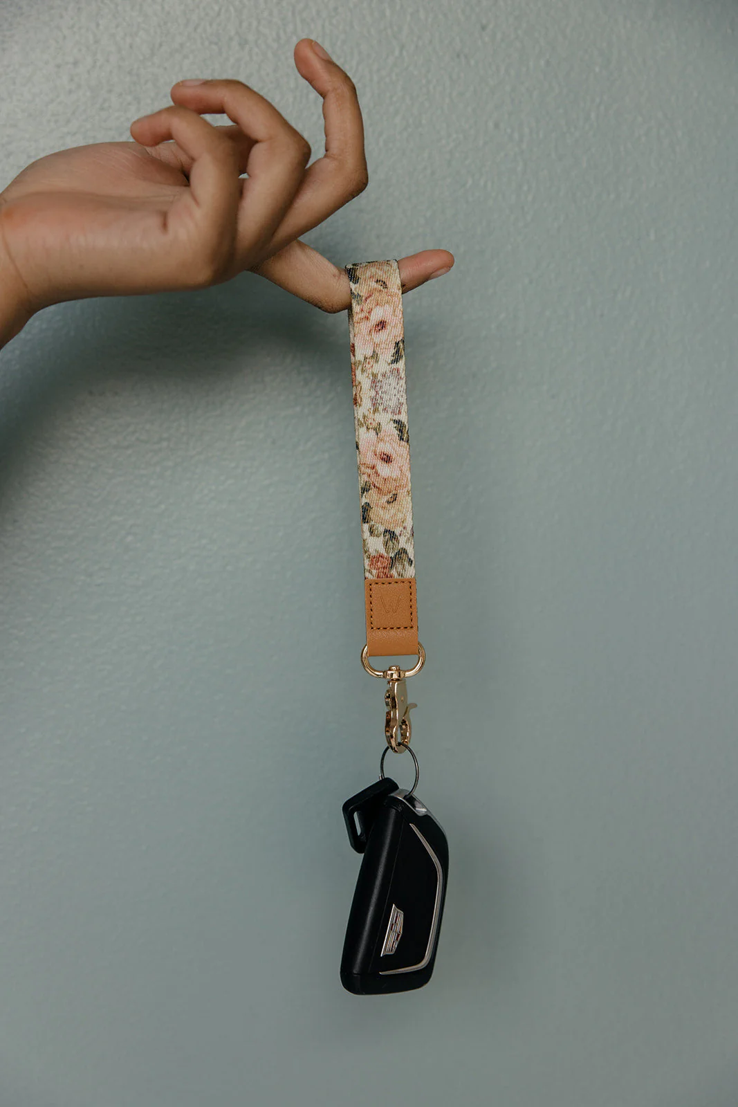 Foyer Floral Wrist Lanyard - Image 7