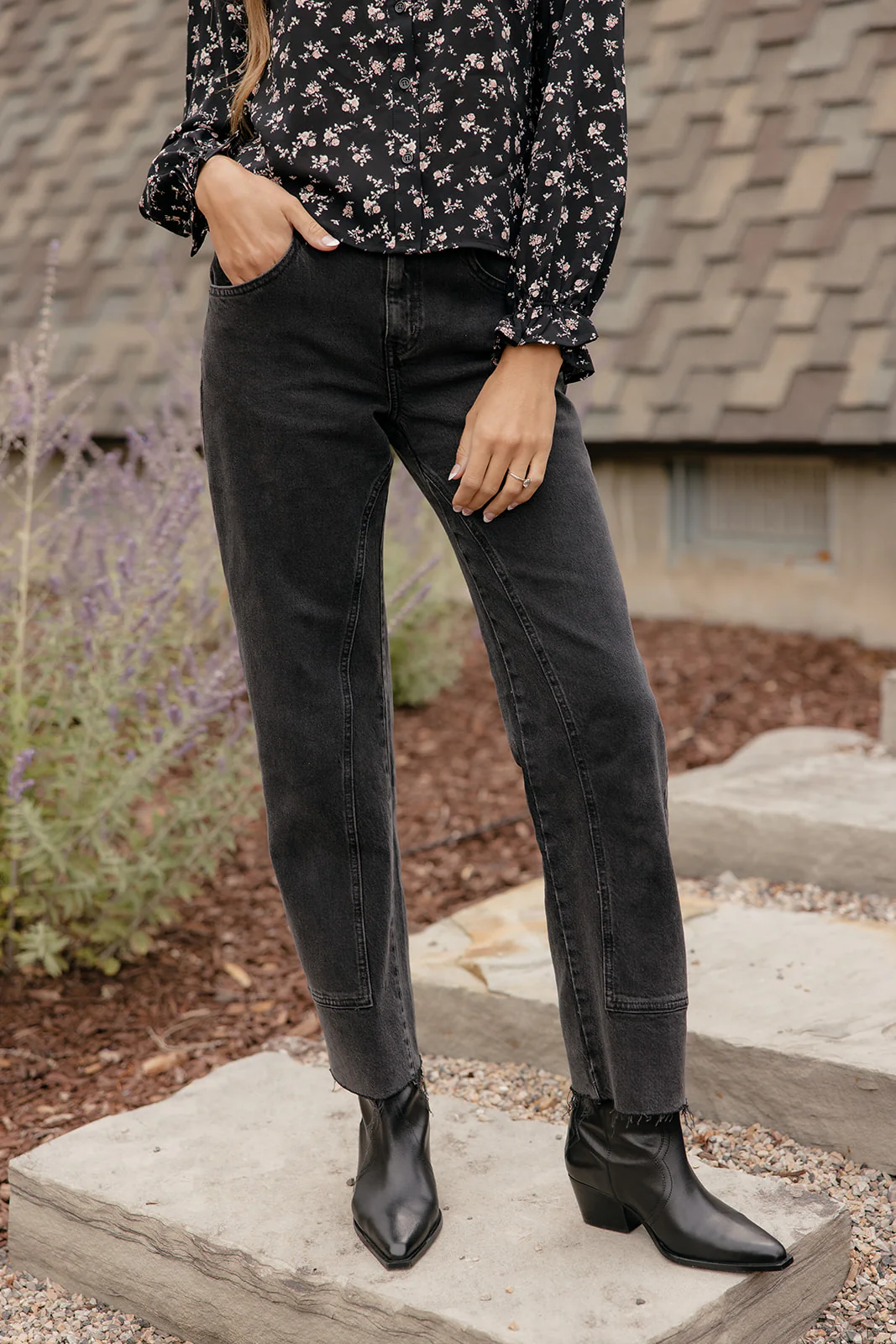 Free People Risk Taker Mid Rise Straight Jeans - Image 10