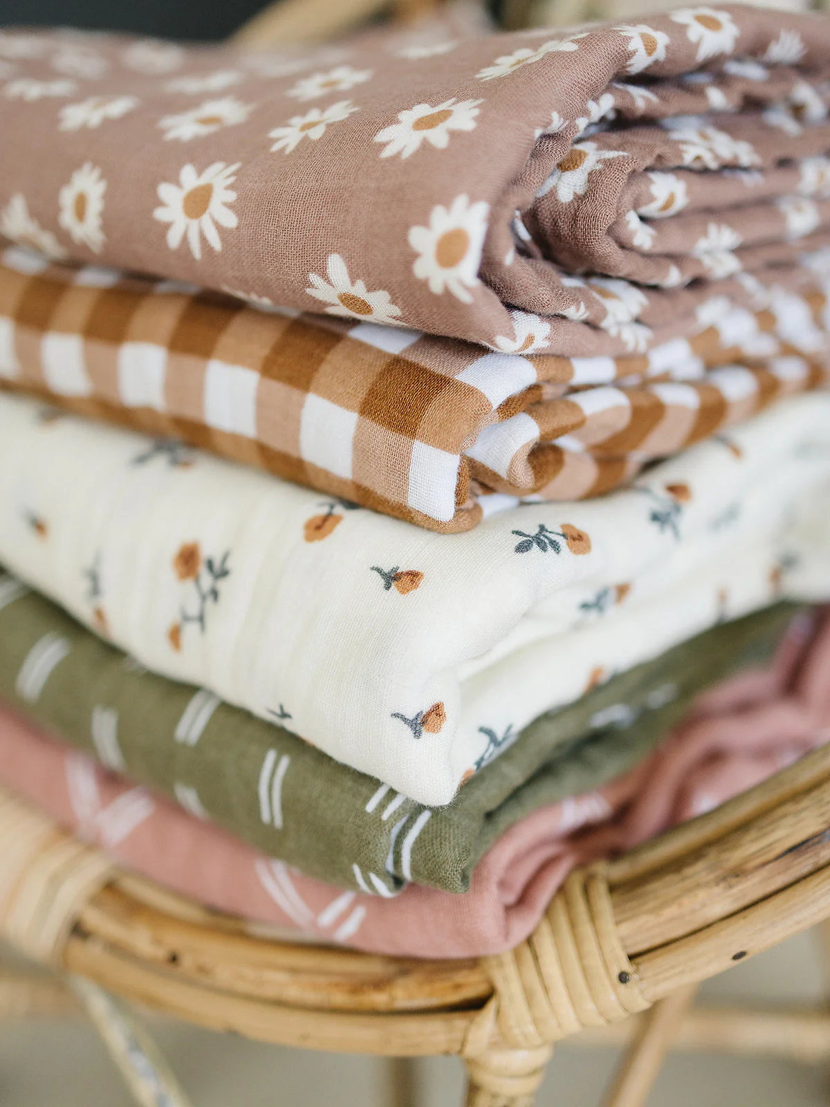 Gingham Muslin Quilt - Image 8
