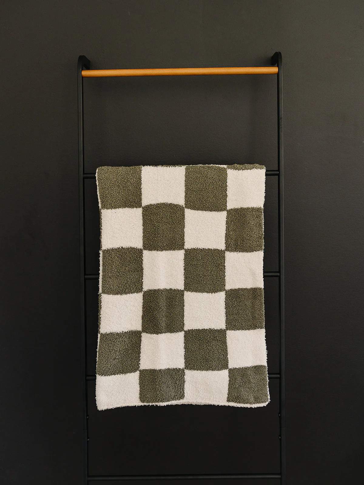 Green Checkered Plush Blanket - Image 4