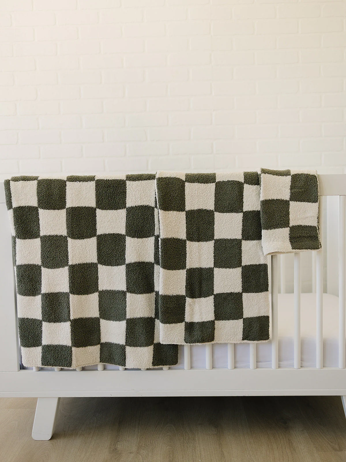 Green Checkered Plush Blanket - Image 6