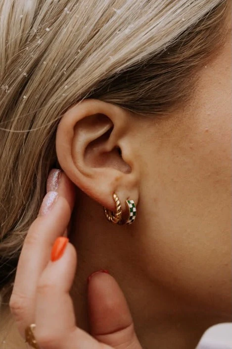 Green & White Checkered Hoops - Image 3