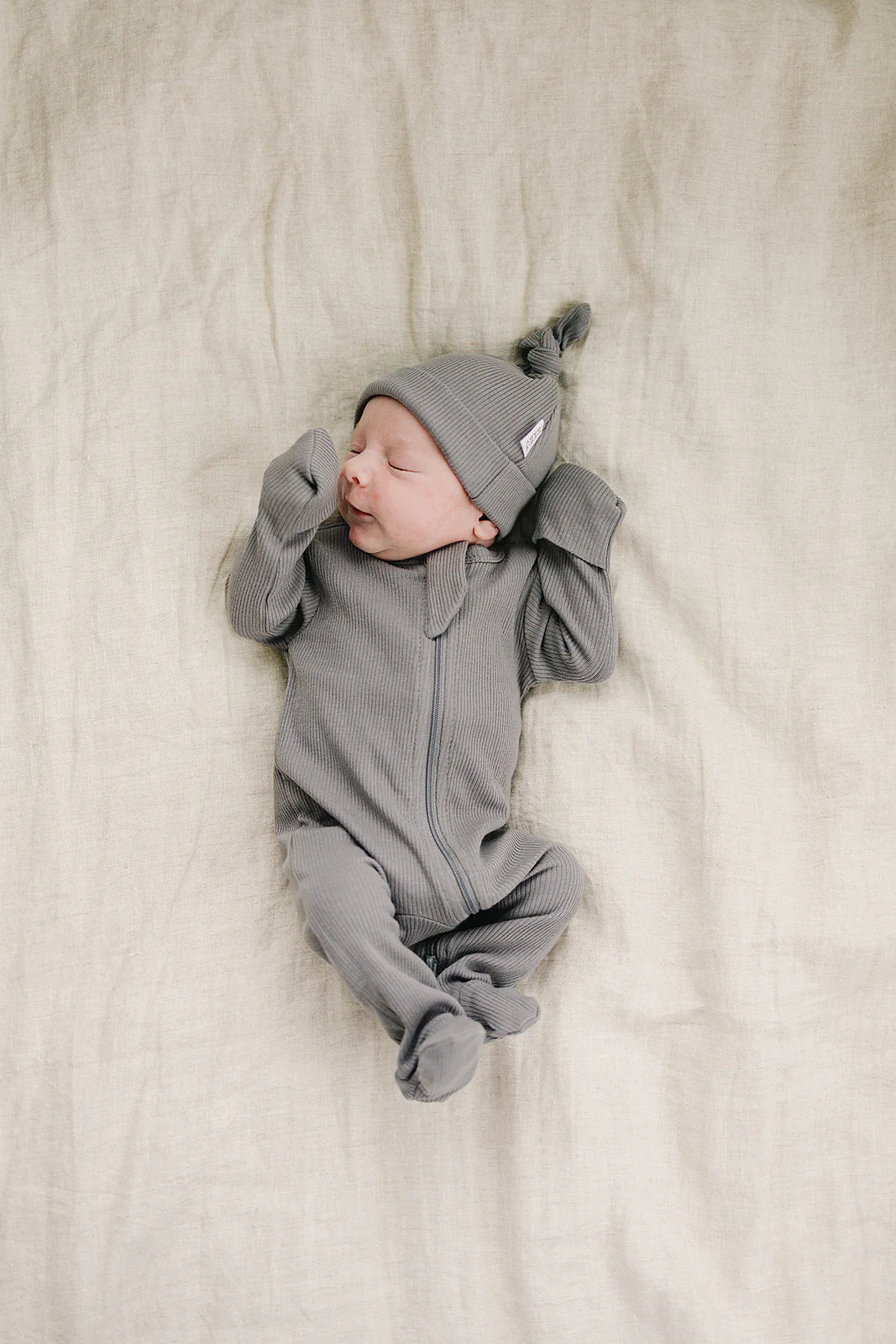 Grey Organic Cotton Ribbed Zipper - Image 3
