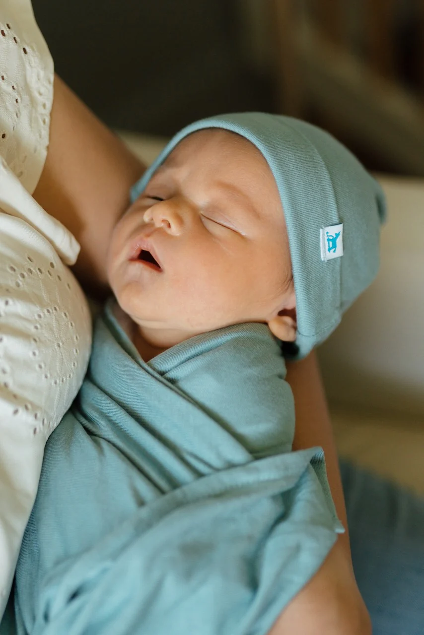 Harbor Stretch Knit Swaddle and Hat Set - Image 3