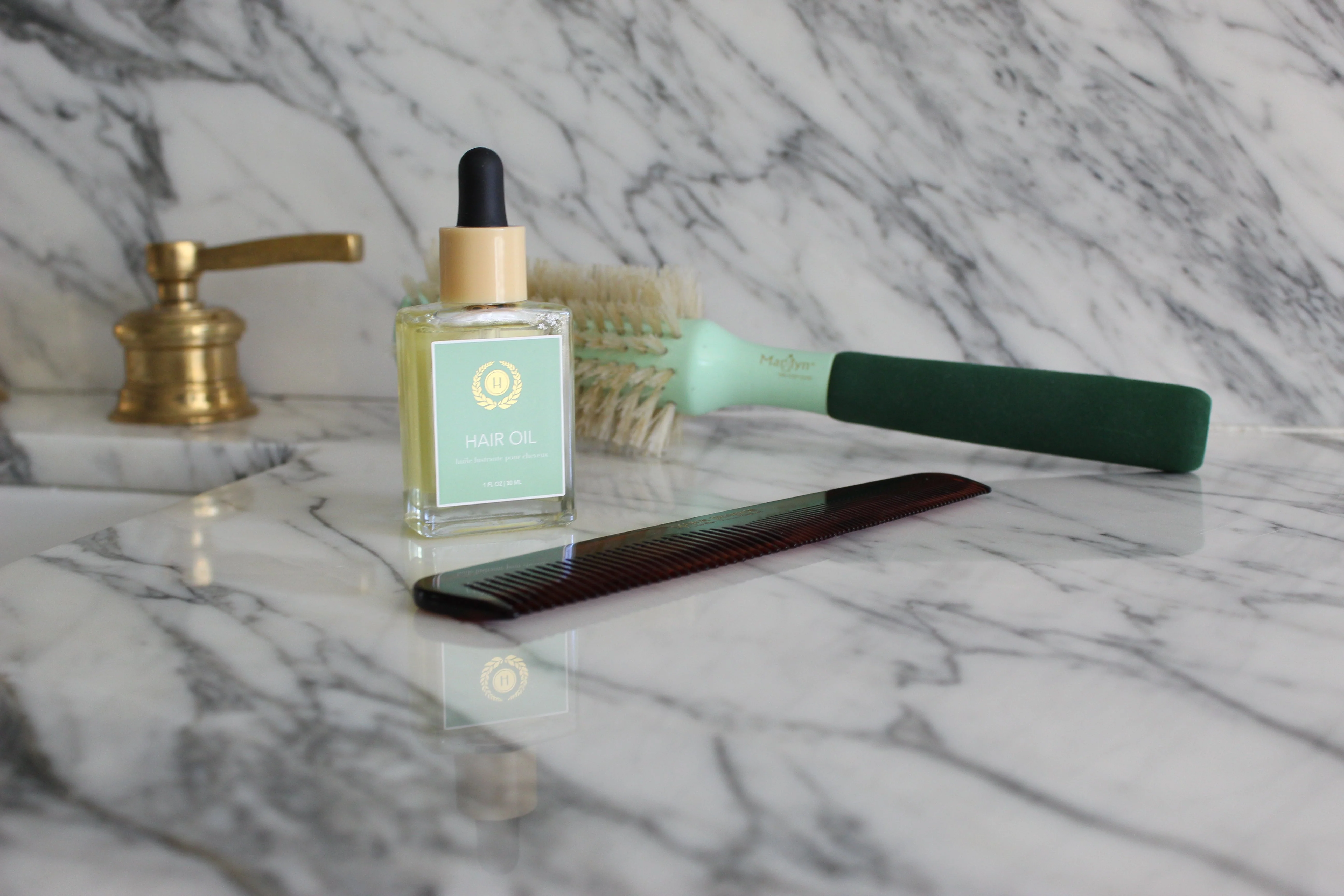 Heales Restorative Hair Oil - Image 3