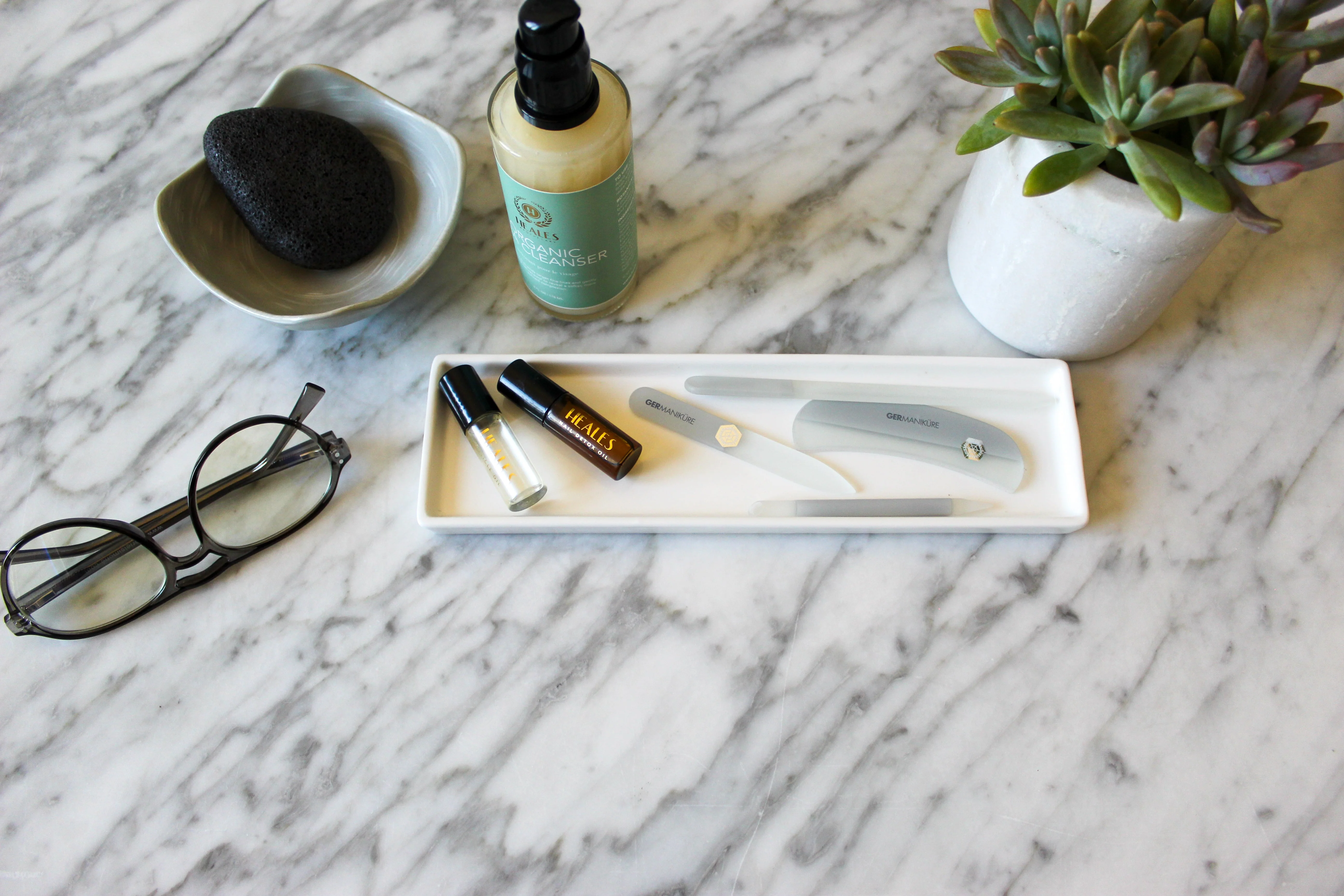 Heales Slim Ceramic Vanity Tray - Image 7