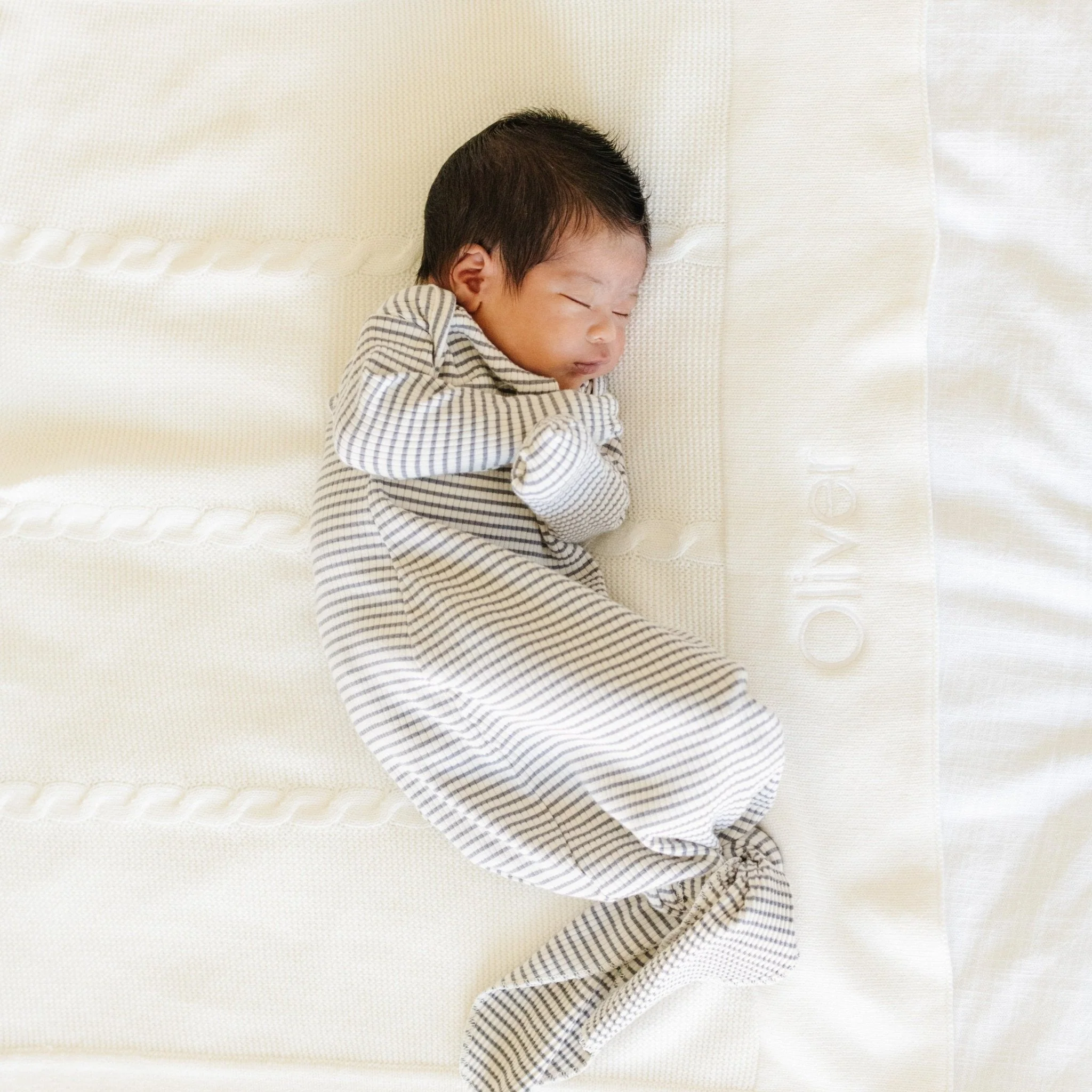 HEIRLOOM COTTON KNIT RECEIVING BLANKETS - Image 2