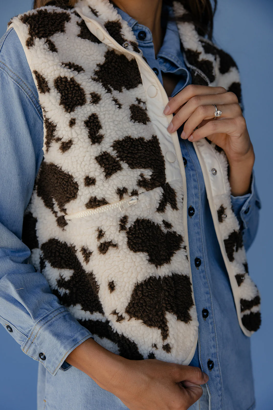 Highland Cowgirl Sherpa Vest - Image 10