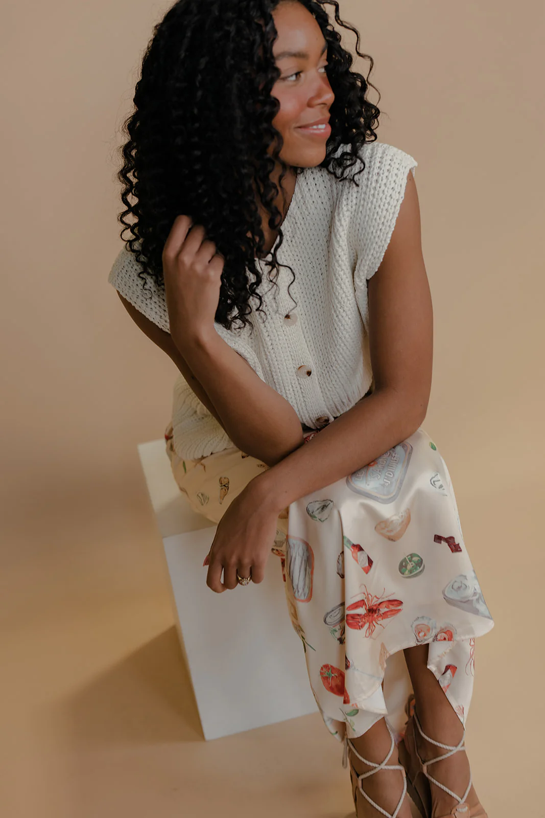 Honey Button Knit Vest - Image 11