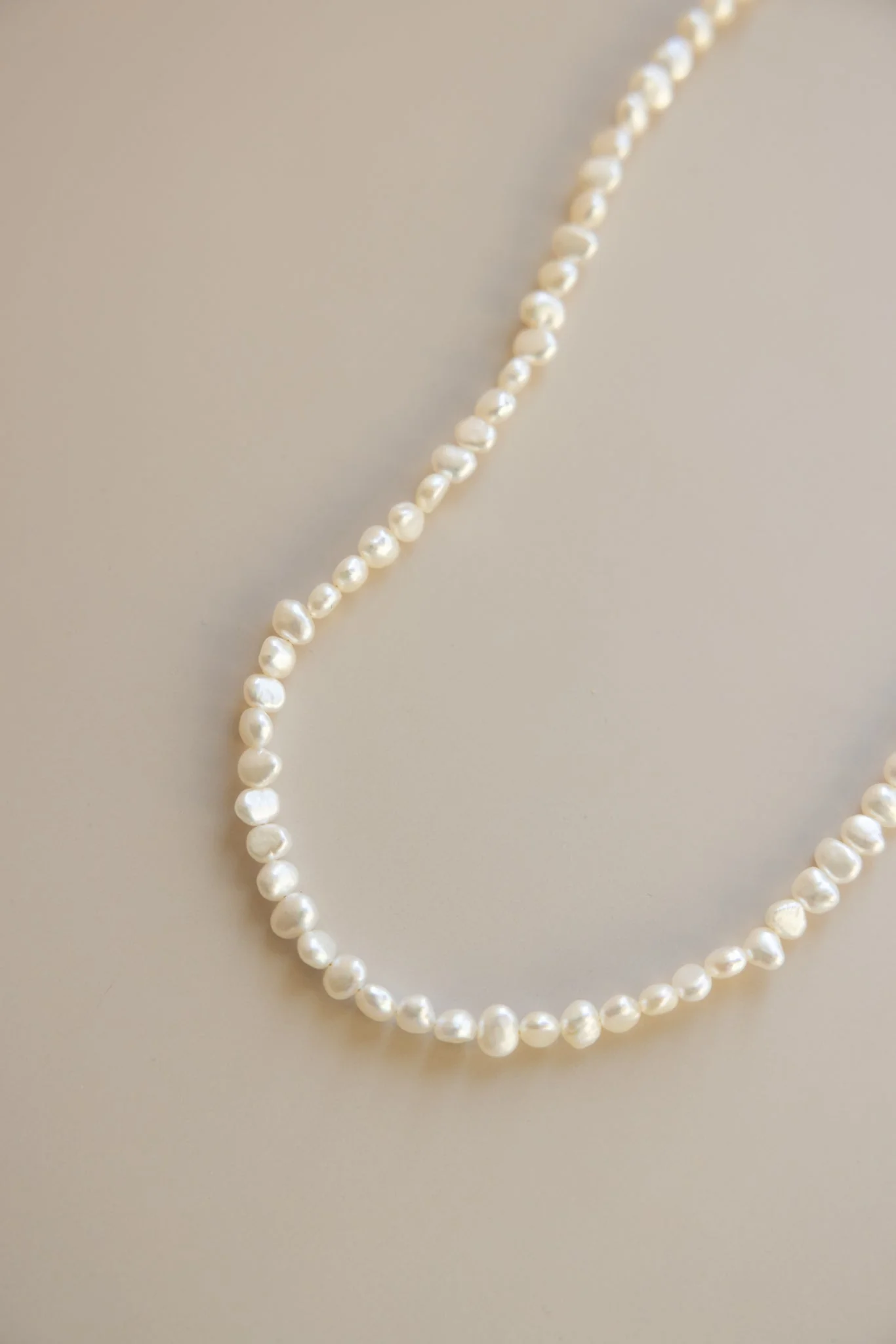 Irregular Pearl Necklace - Image 3