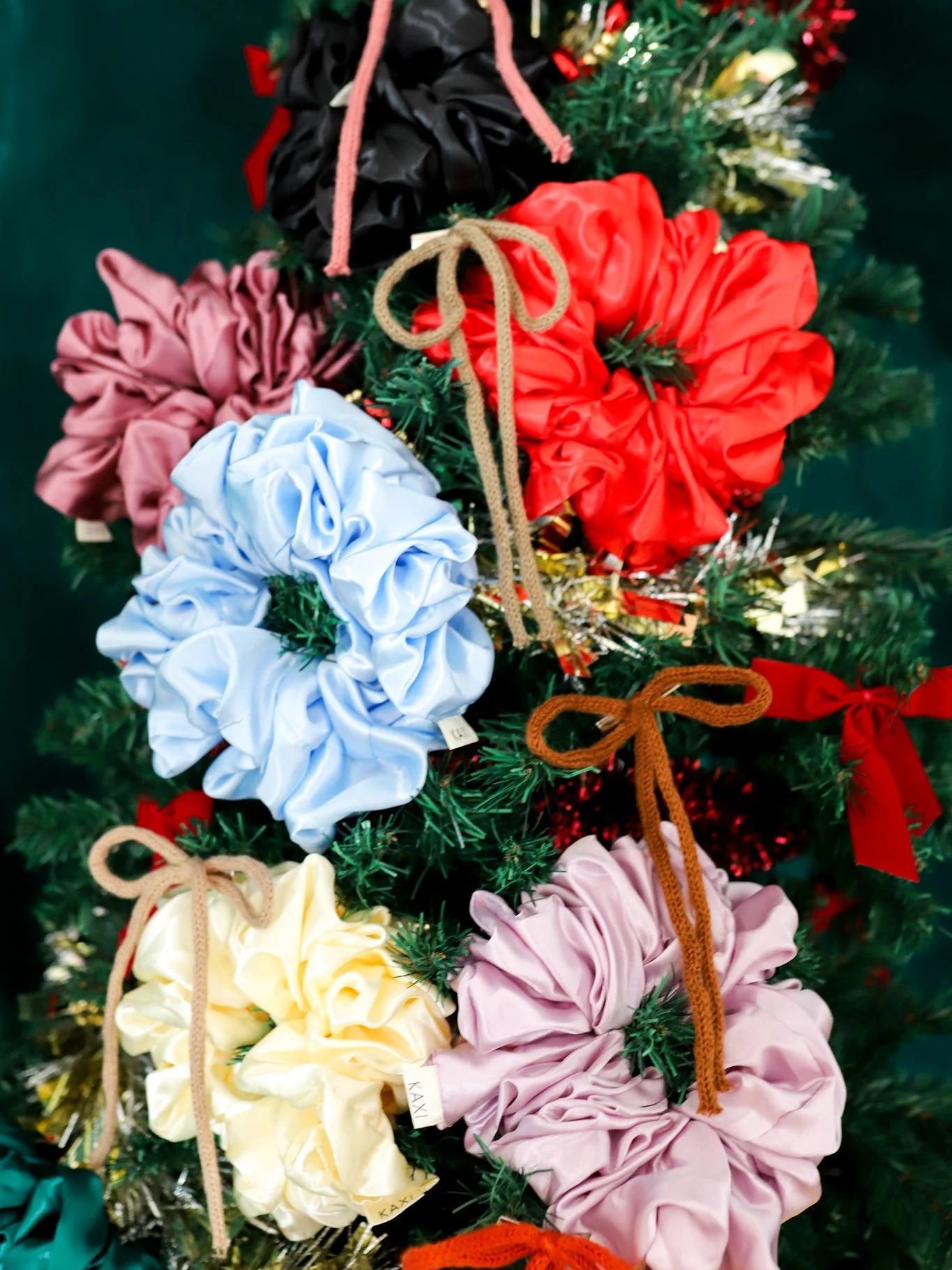 JUMBO SLEEP SILK/SATIN SCRUNCHIES - Image 41