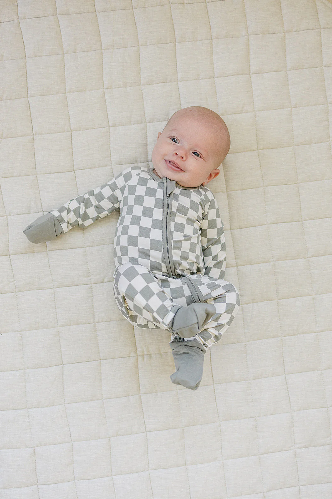 Light Green Checkered Bamboo Zipper - Image 3