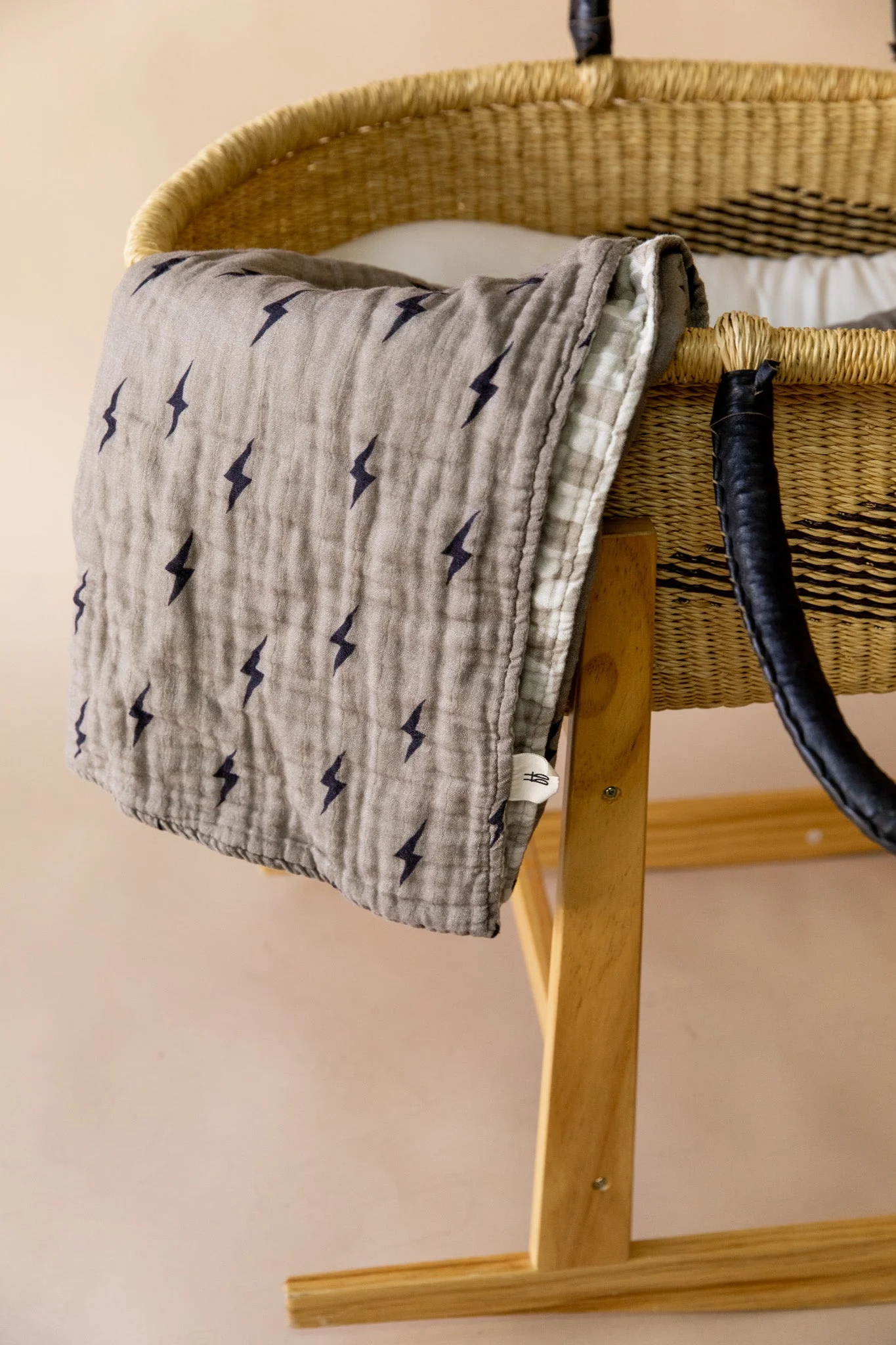 Lightning Bolt & Wavy Checker | Quilt - Image 5