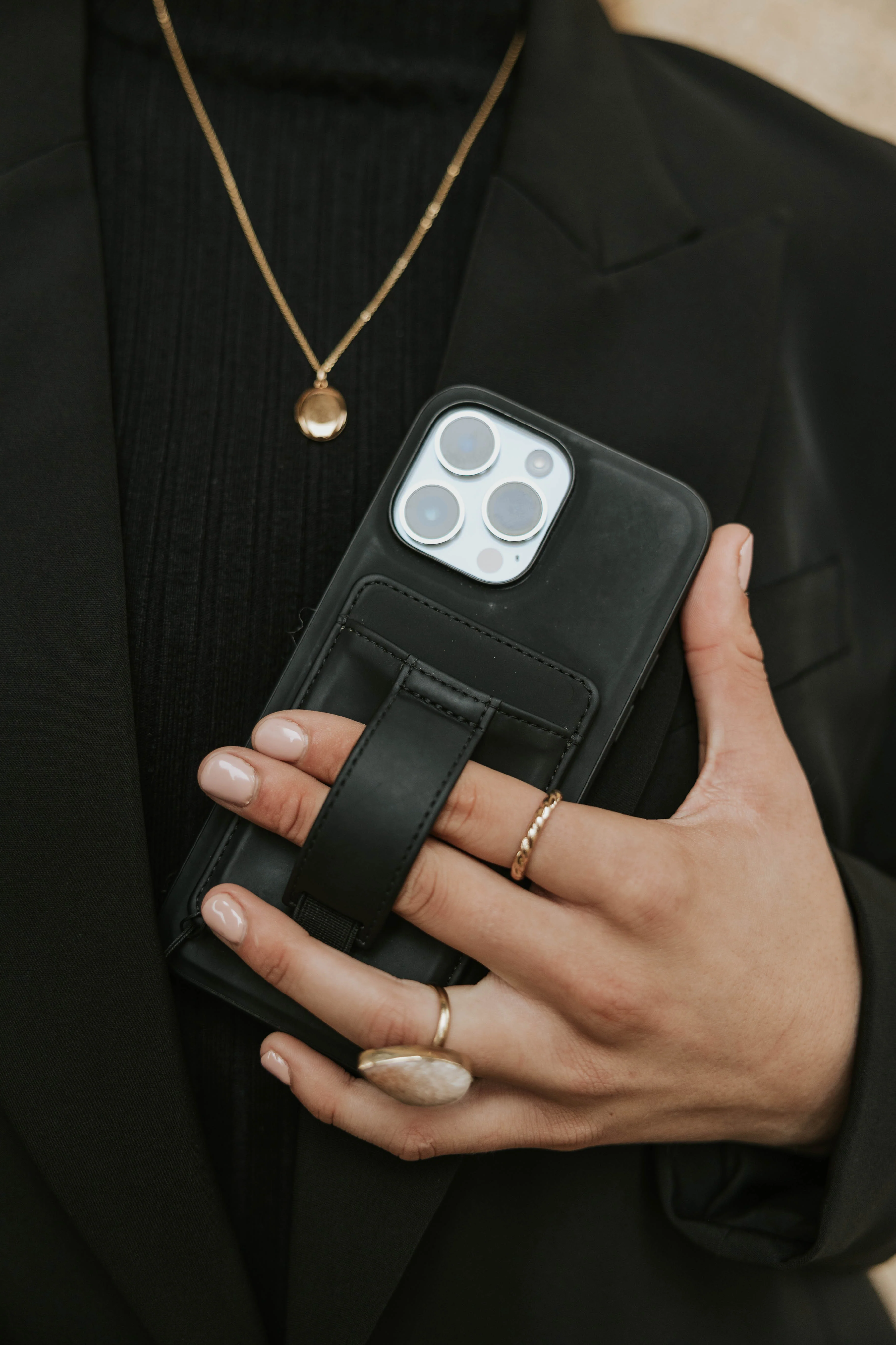 Lights Out Magnetic Case - Image 3