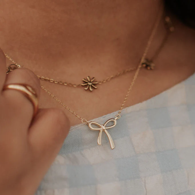 Lily Bow Necklace - Image 4