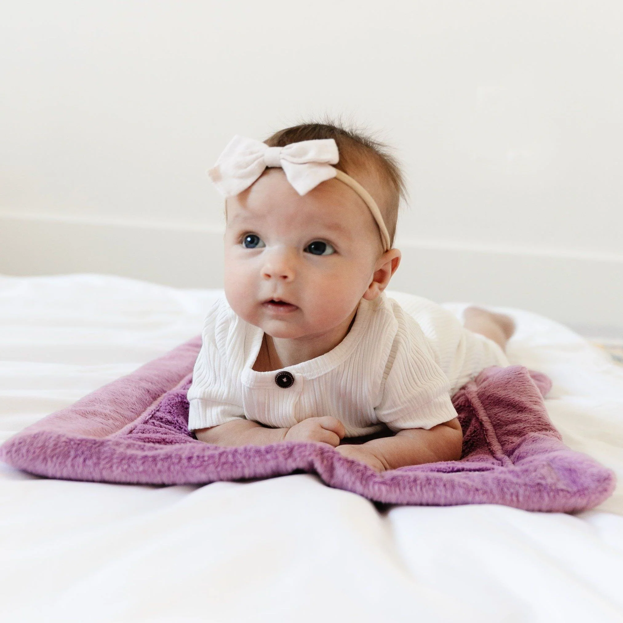 LUSH MINI BLANKETS - Image 10