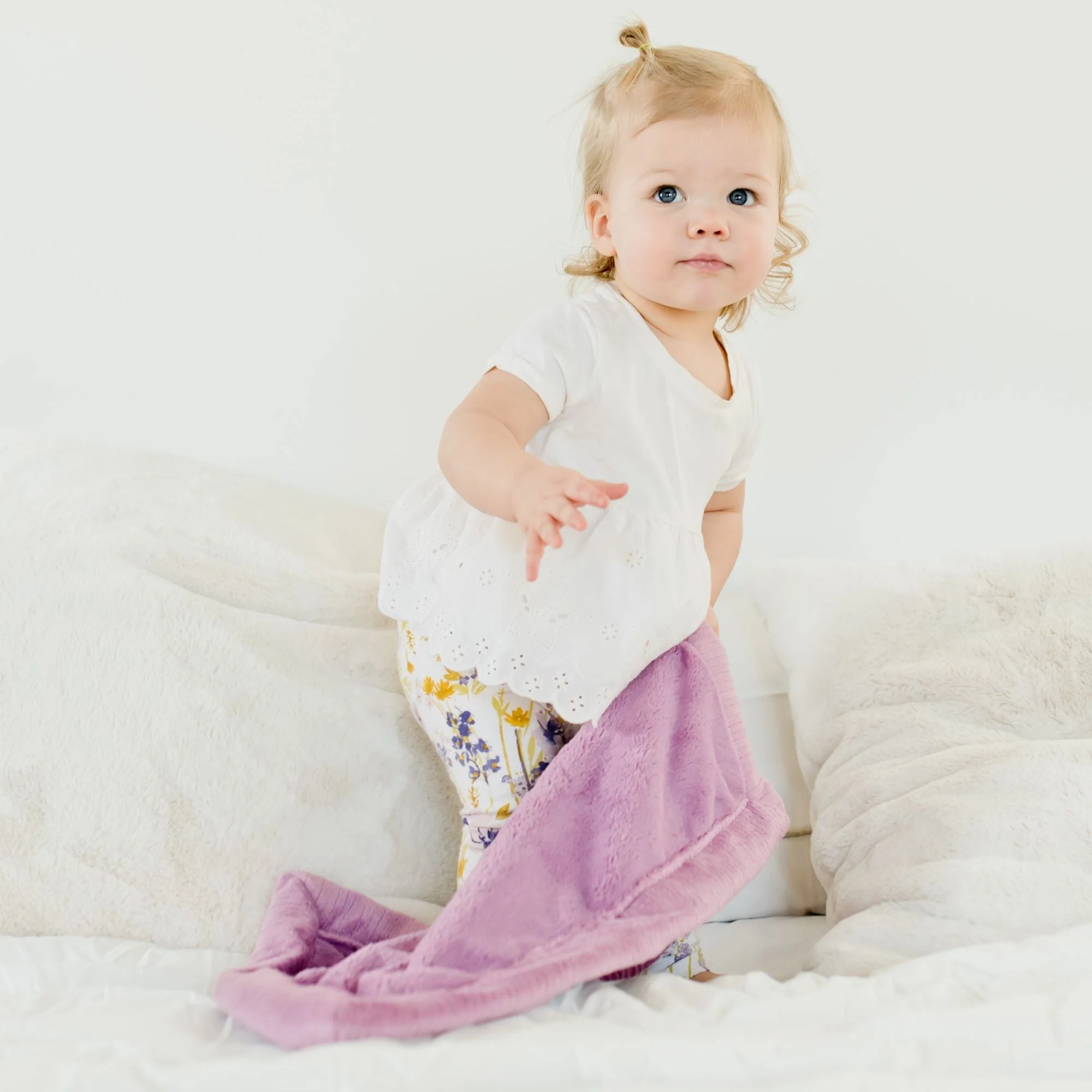 LUSH MINI BLANKETS - Image 12