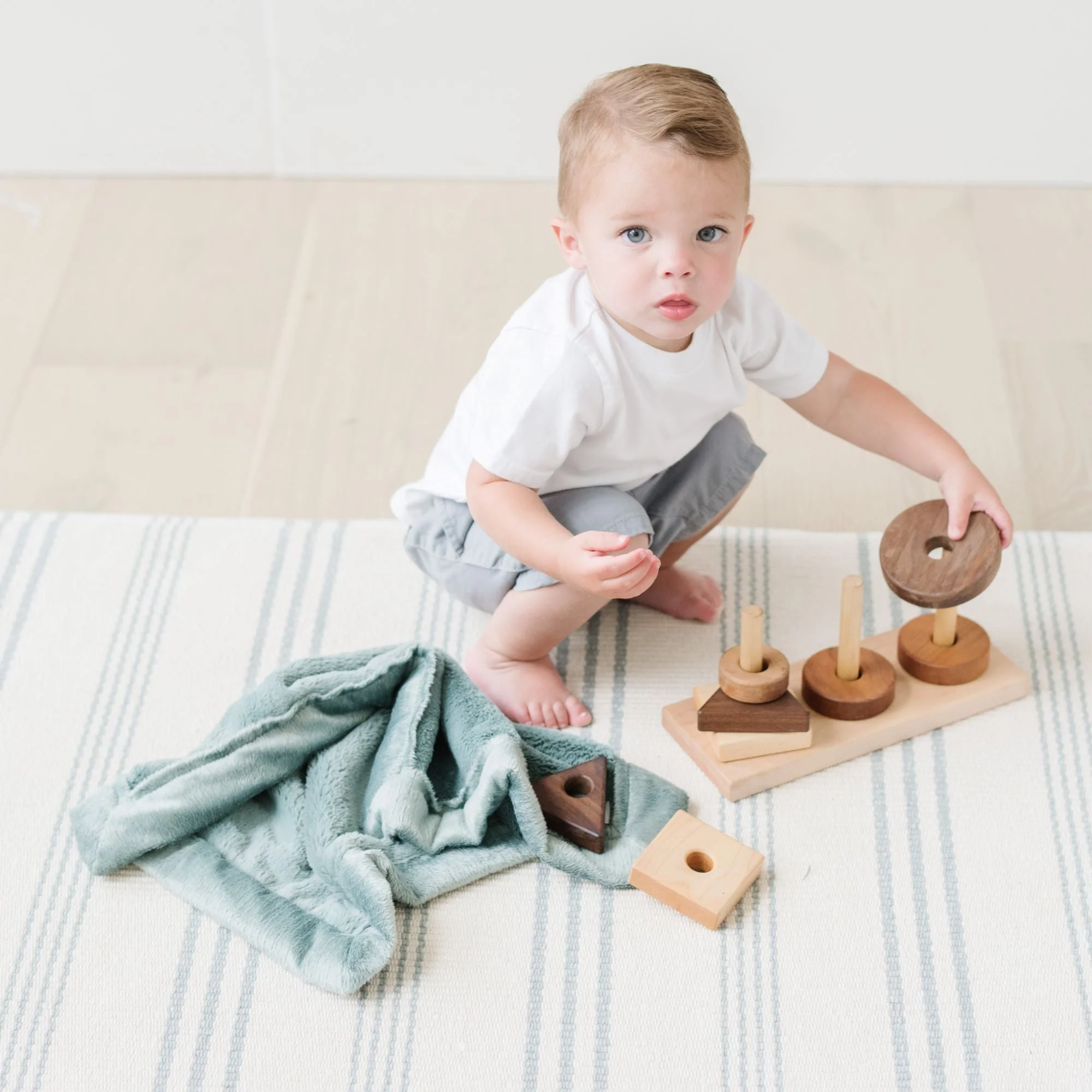 LUSH MINI BLANKETS - Image 21