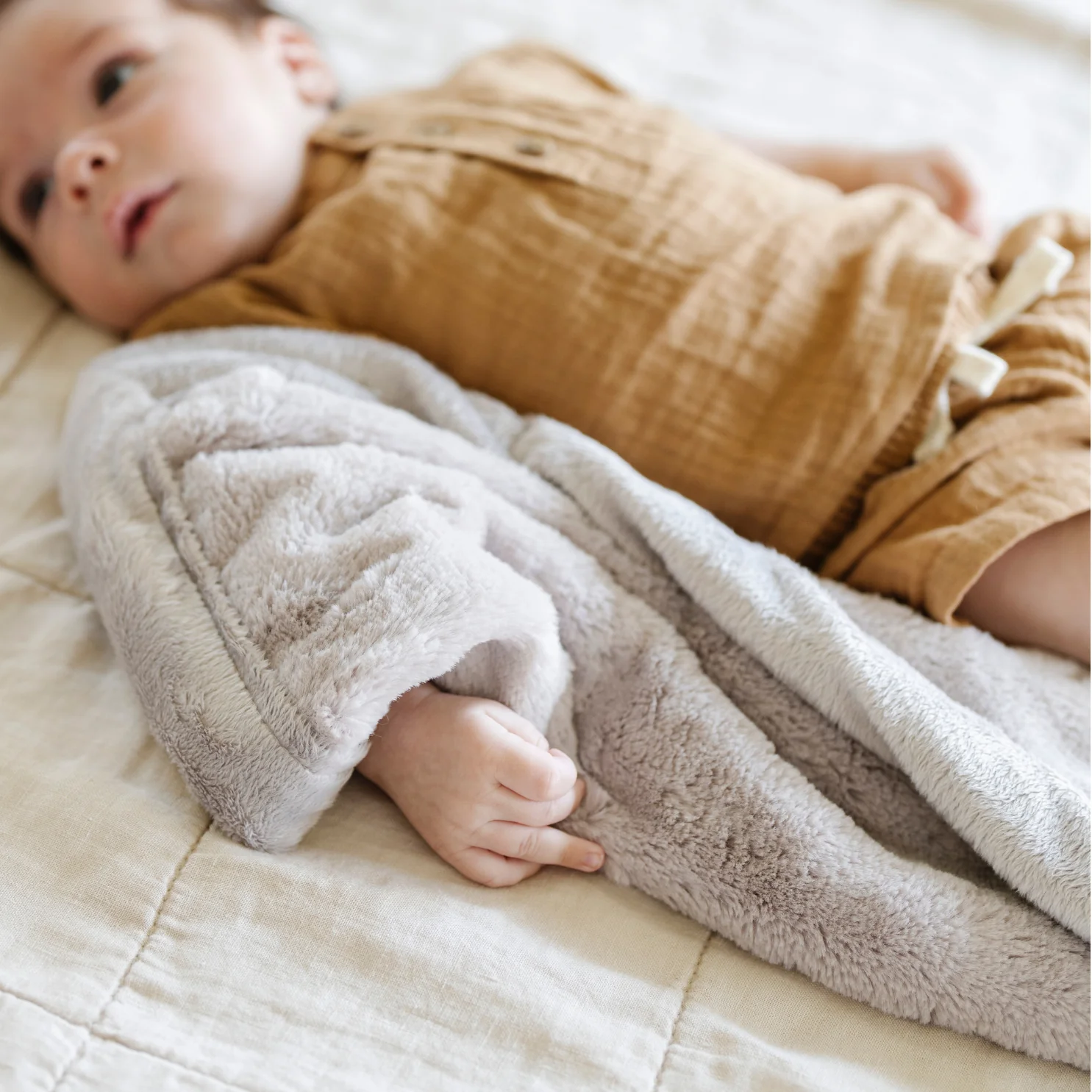 LUSH MINI BLANKETS - Image 5