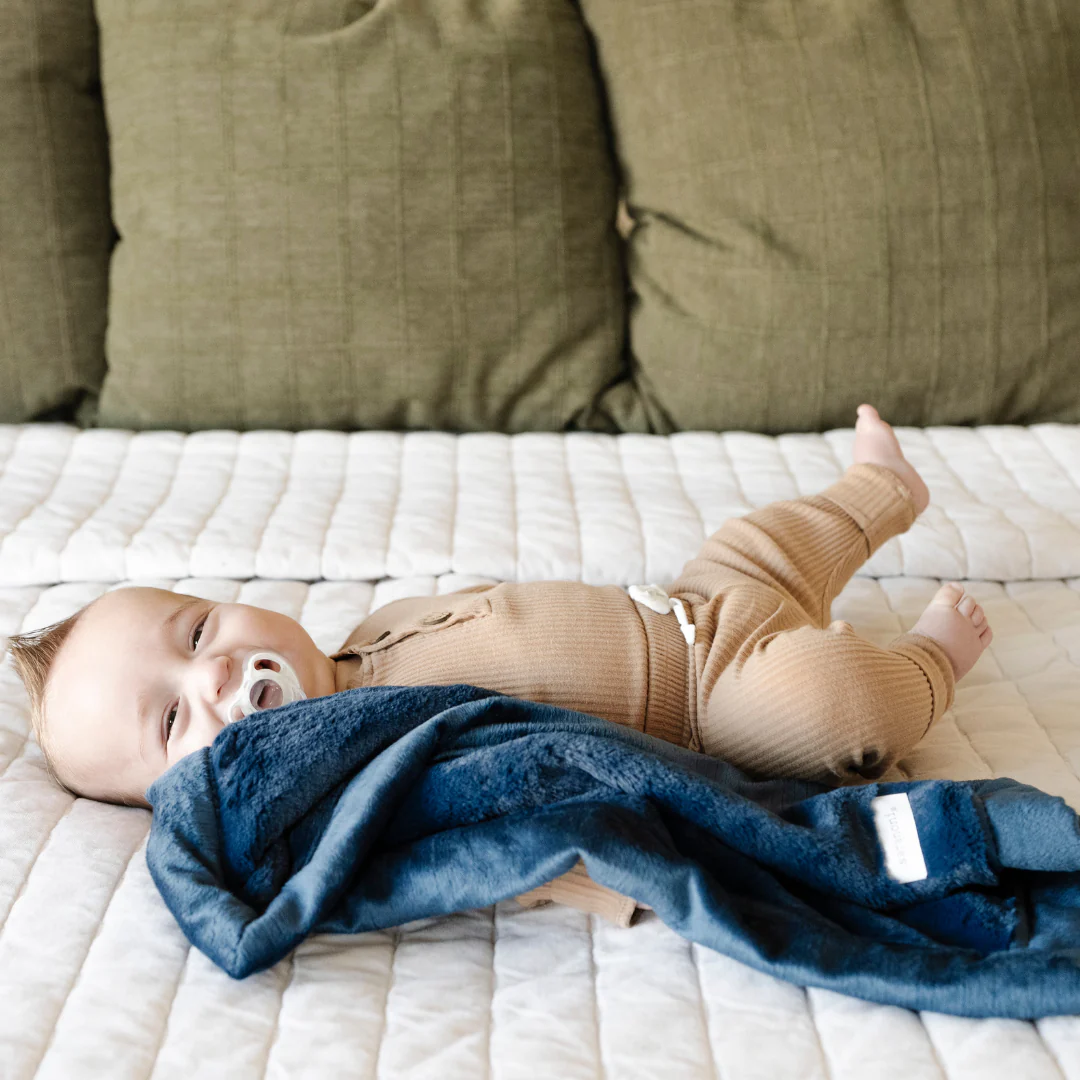 LUSH MINI BLANKETS - Image 56