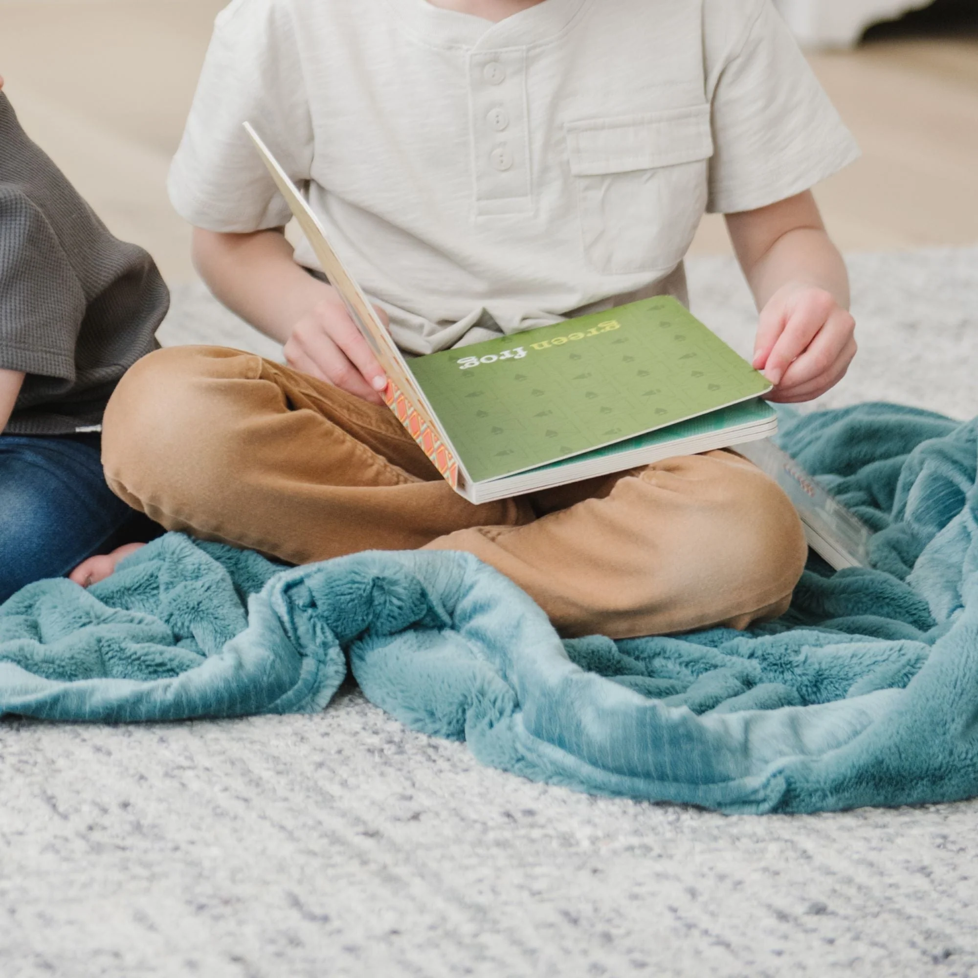 LUSH MINI BLANKETS - Image 68